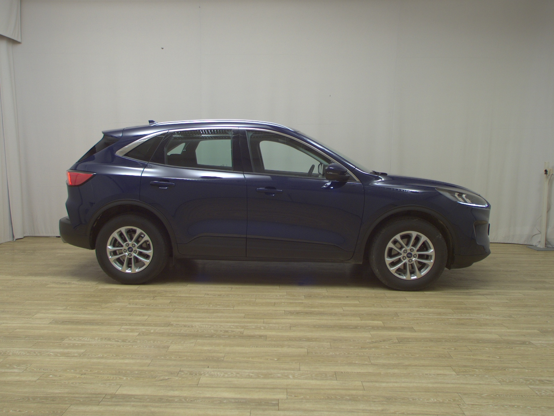 Ford Kuga 1.5 EB Titanium Navi LED HuD DigiTacho