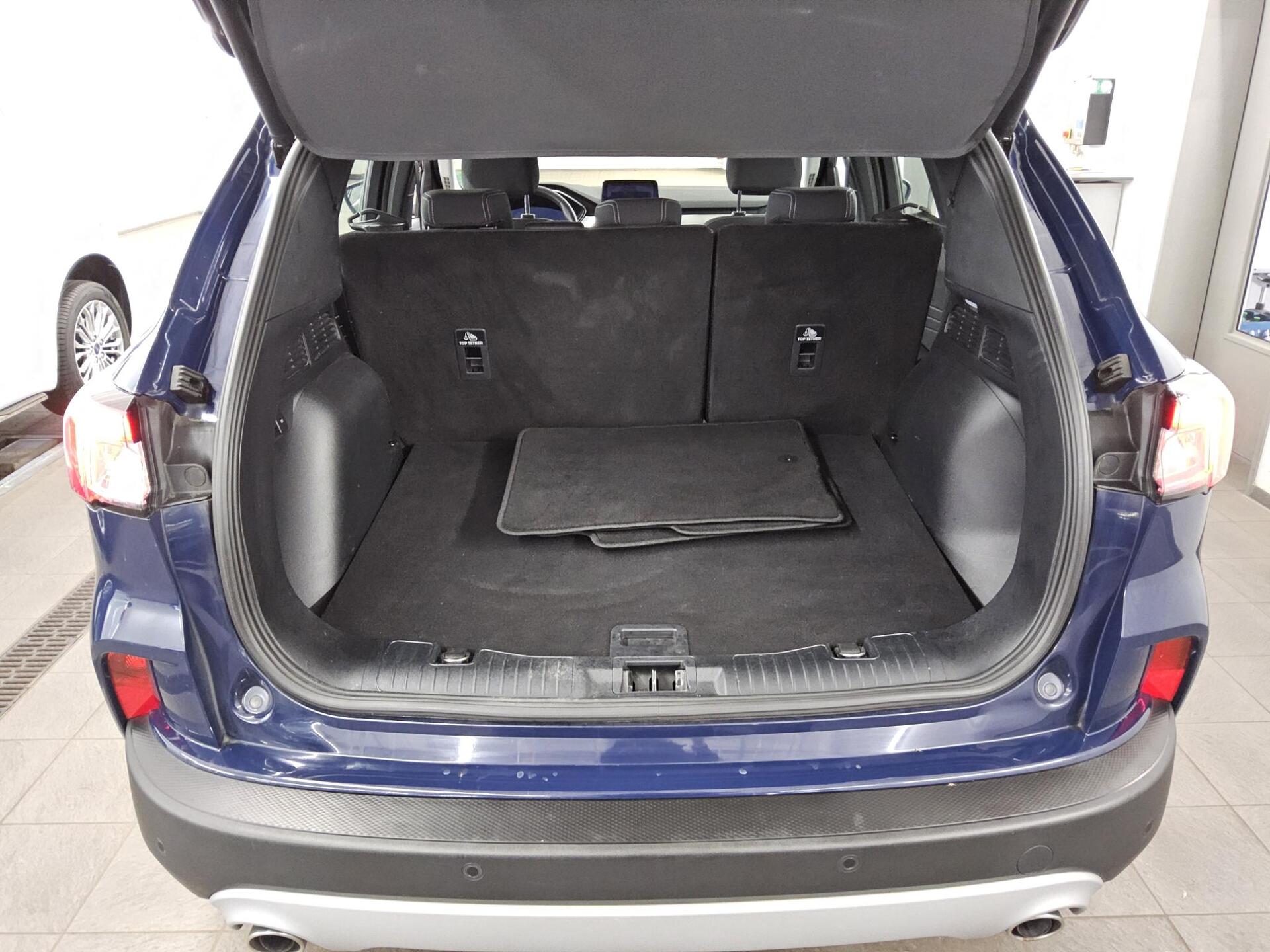 Ford Kuga 1.5 EB Titanium Navi LED HuD DigiTacho 12