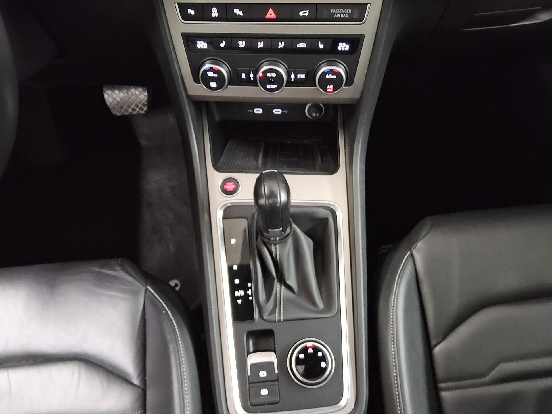 Seat Ateca 2.0 TDI Xperience Leder Navi LED vc Pano 6