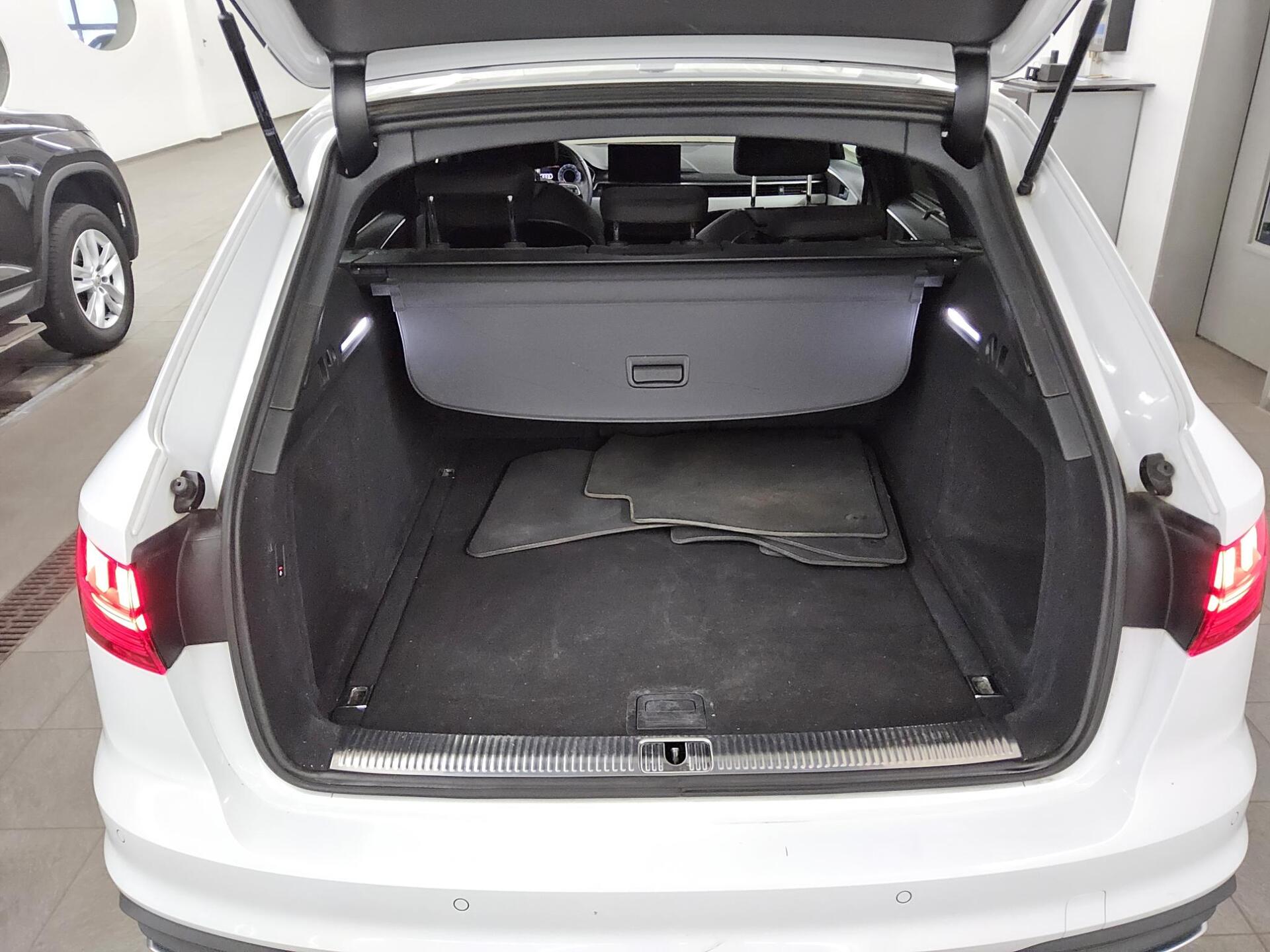 Audi A4 Avant 40 TDI Navi LED vc+ AHK Rückfahrkamera 12