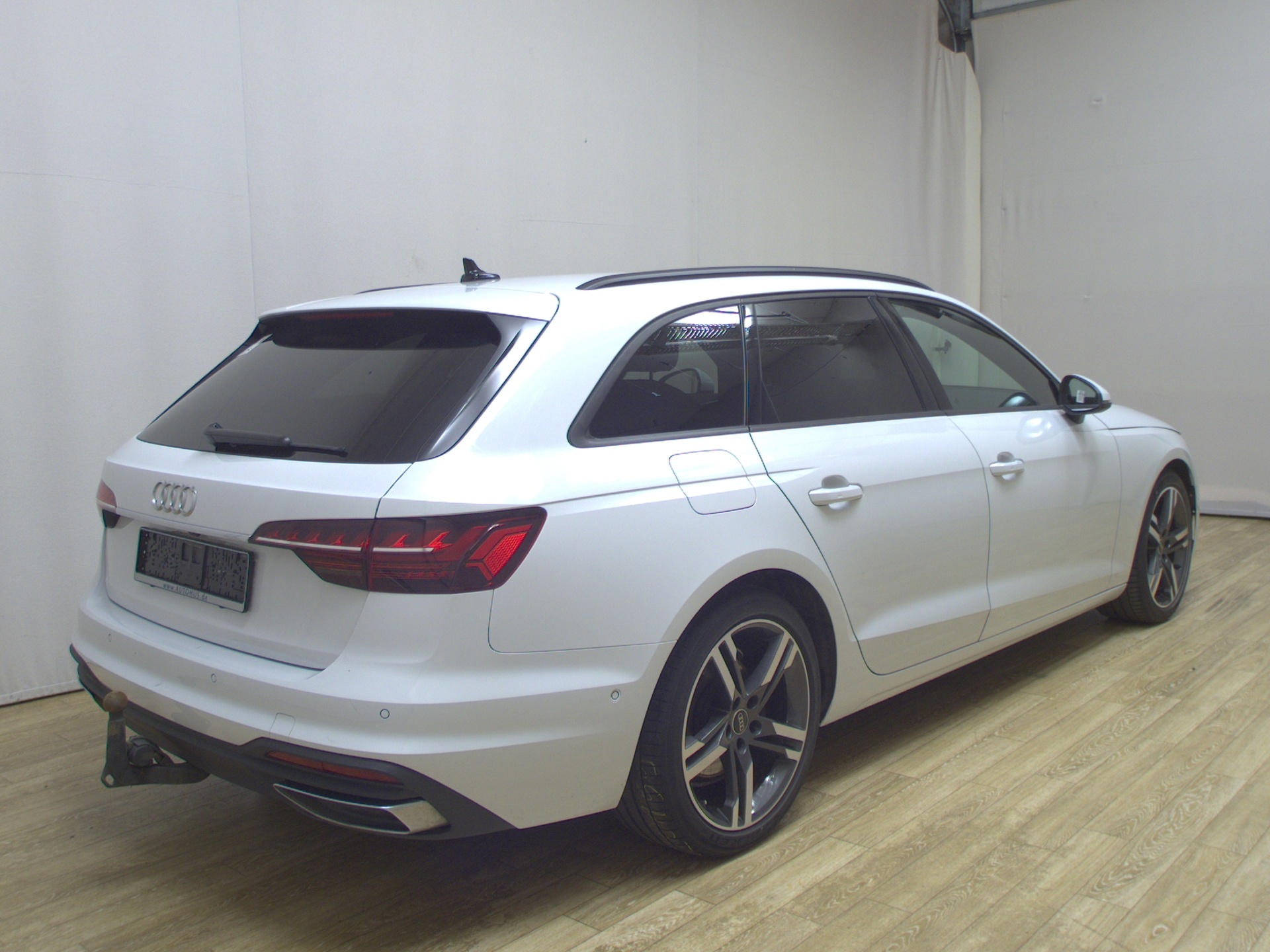 Audi A4 Avant 40 TDI Navi LED vc+ AHK Rückfahrkamera 4