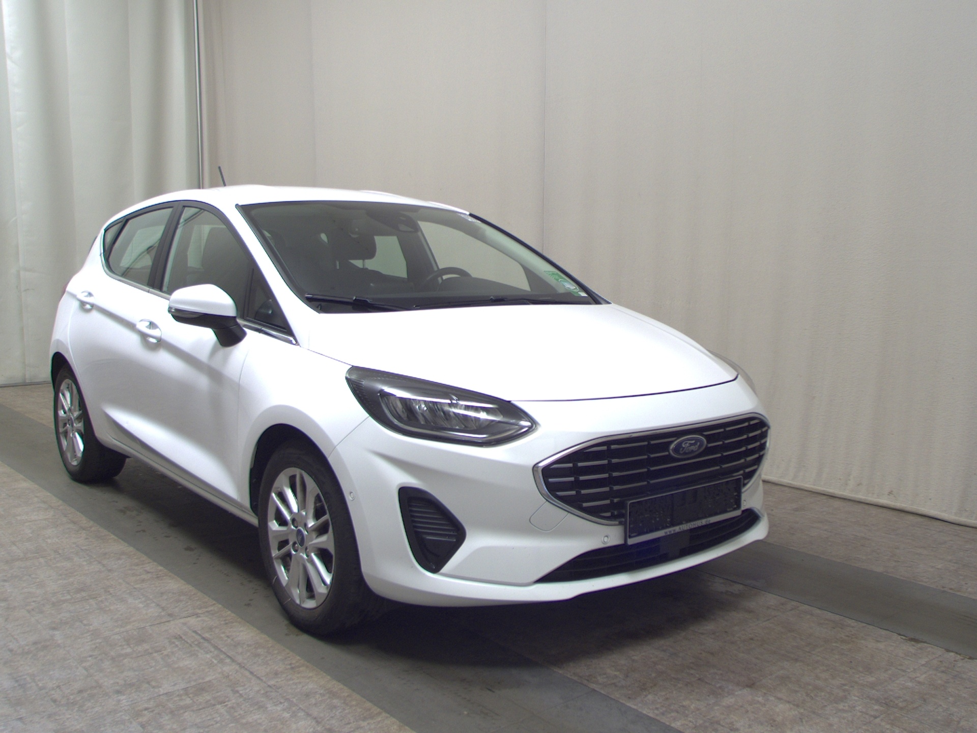 Ford Fiesta 1.0 EB Titanium Navi LED RfK ACC PDC Shz 3