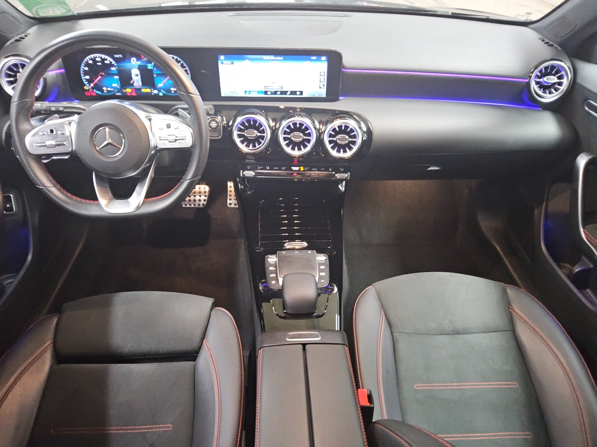 Mercedes-Benz A 250 e AMG-Line Navi Multibeam MBUX high Sound 5
