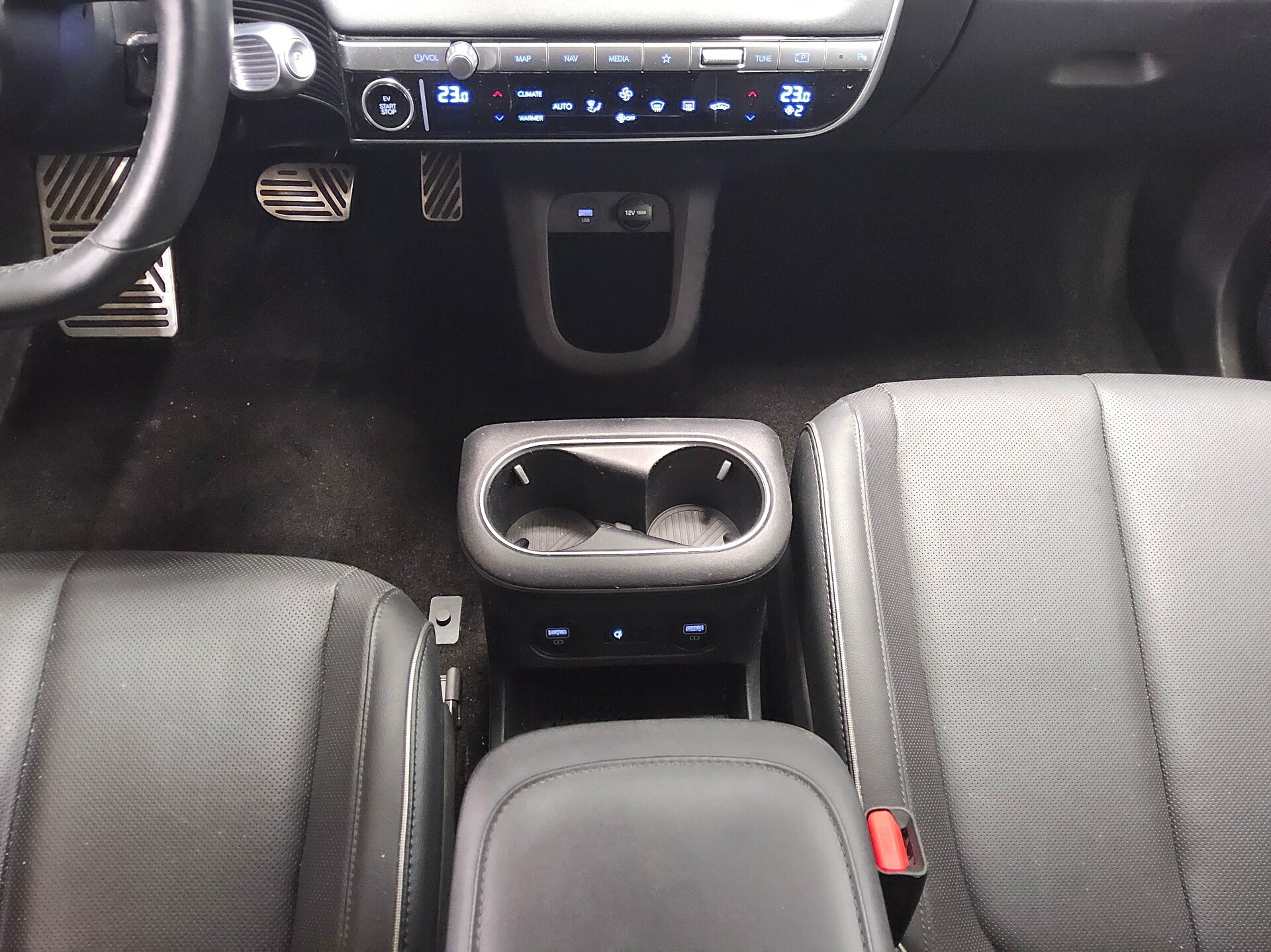 Hyundai IONIQ 5 Uniq Leder Navi LED HuD Bose AHK 360° 6