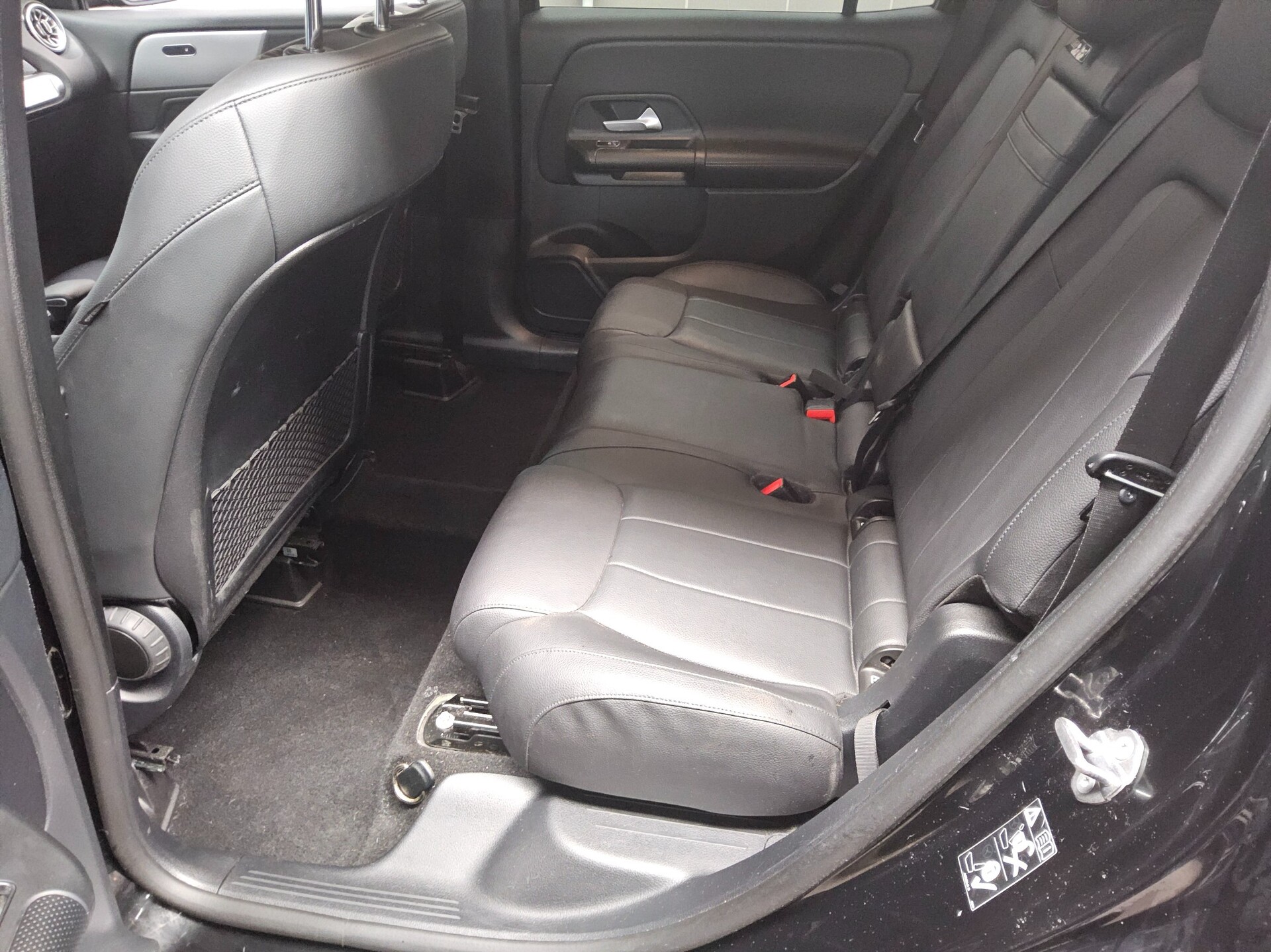 Mercedes-Benz GLB 200 d Leder Navi LED MBUX high 13