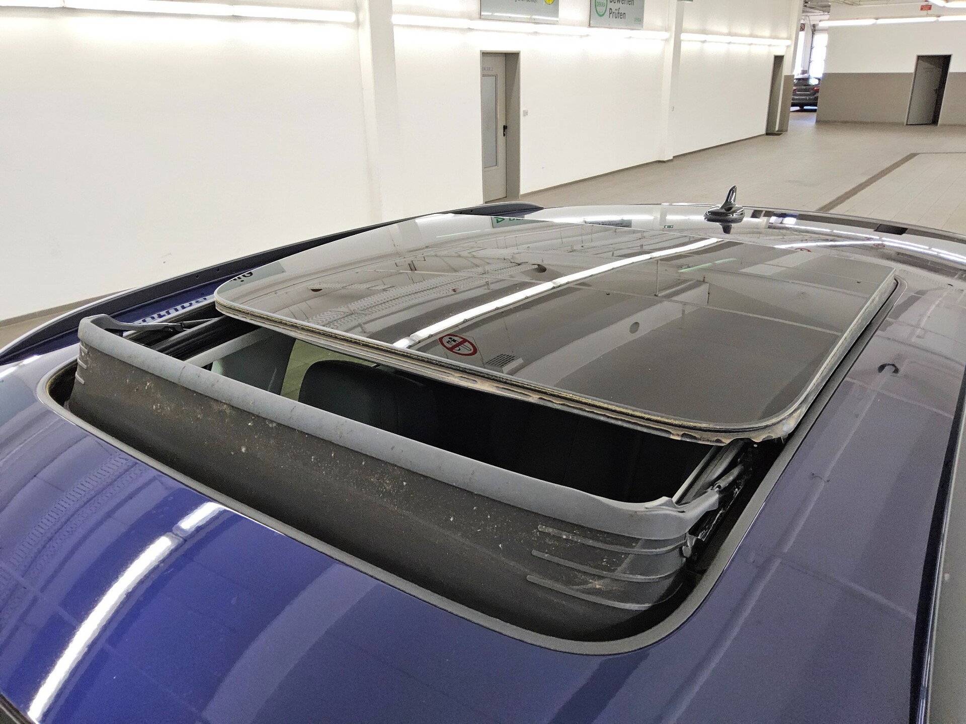 Audi Q3 35 TDI advanced T-Leder Navi Matrix Pano vc 12