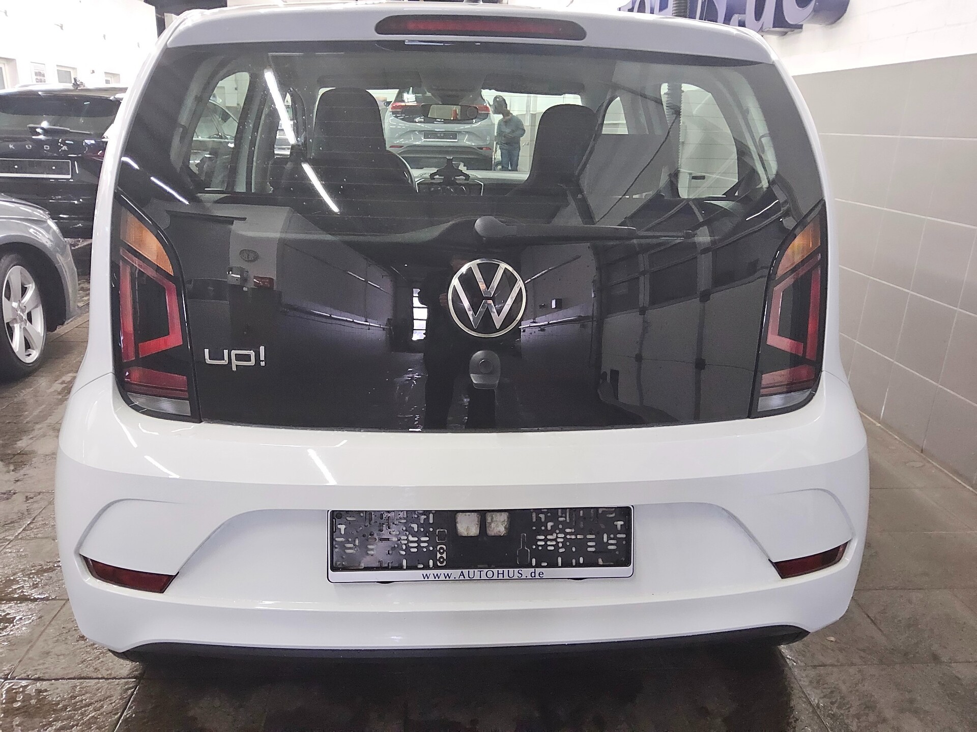 Volkswagen up! 1.0 DAB Shz Bluetooth Klima 10