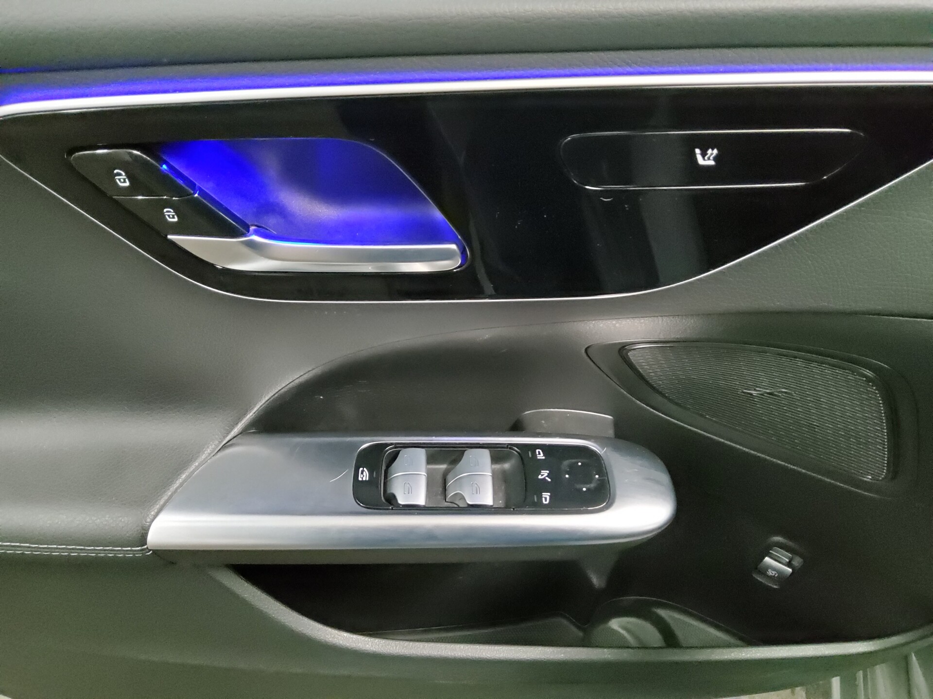 Mercedes-Benz C 220 T d 4M Avantgarde T-Leder Navi LED MBUX 10