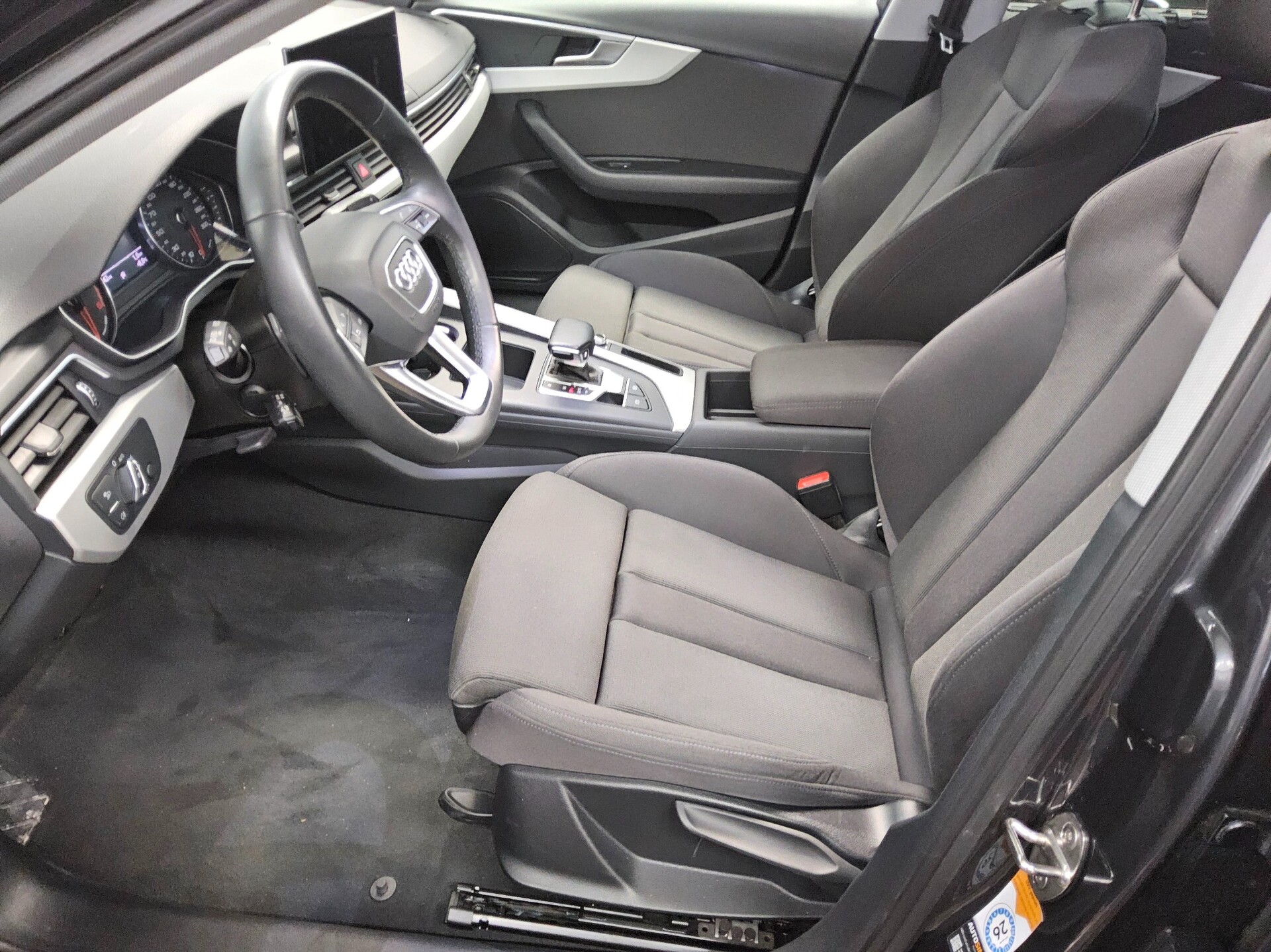 Audi A4 Avant 40 TDI advanced Navi LED Pano ACC Sound 8