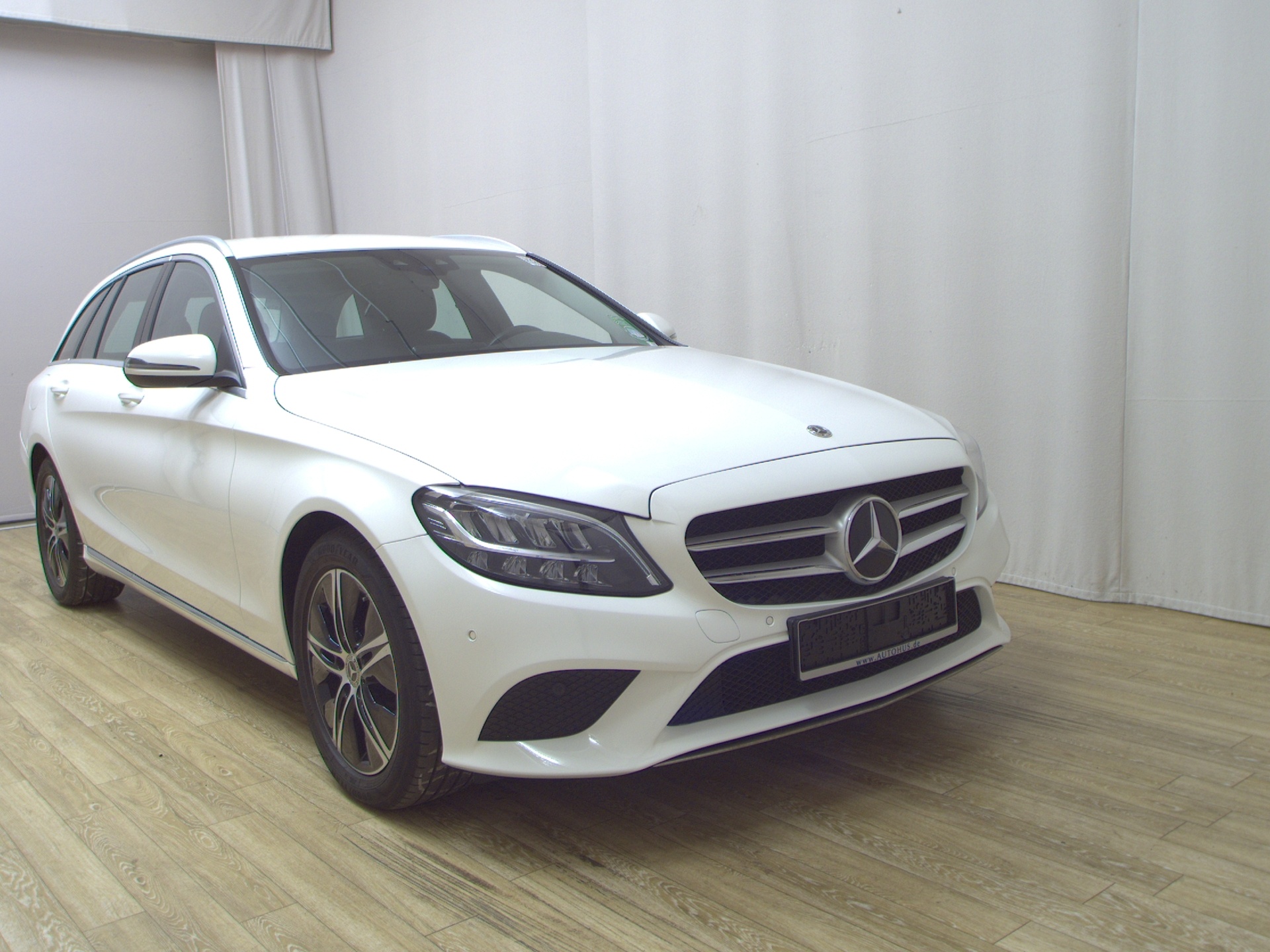 Mercedes-Benz C 220 T d Avantgarde Navi LED Burmester Distr.+ 3