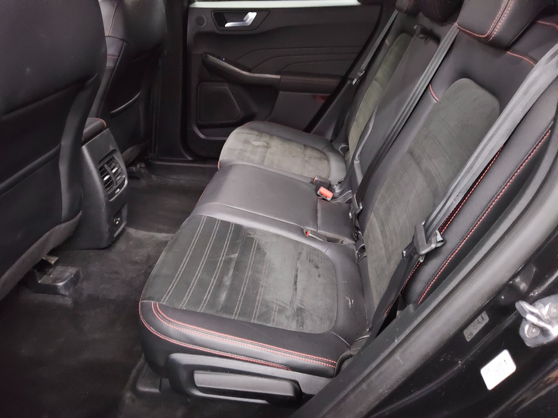 Ford Kuga 2.0 EB ST-Line X Navi LED B&O RFK AHK ACC 13