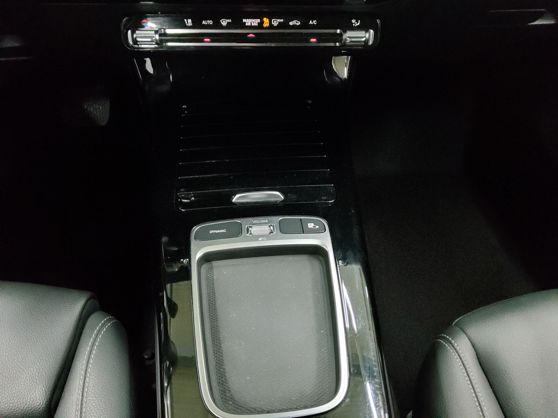 Mercedes-Benz A 200 Progressive T-Leder Navi LED RfK PDC Shz 6