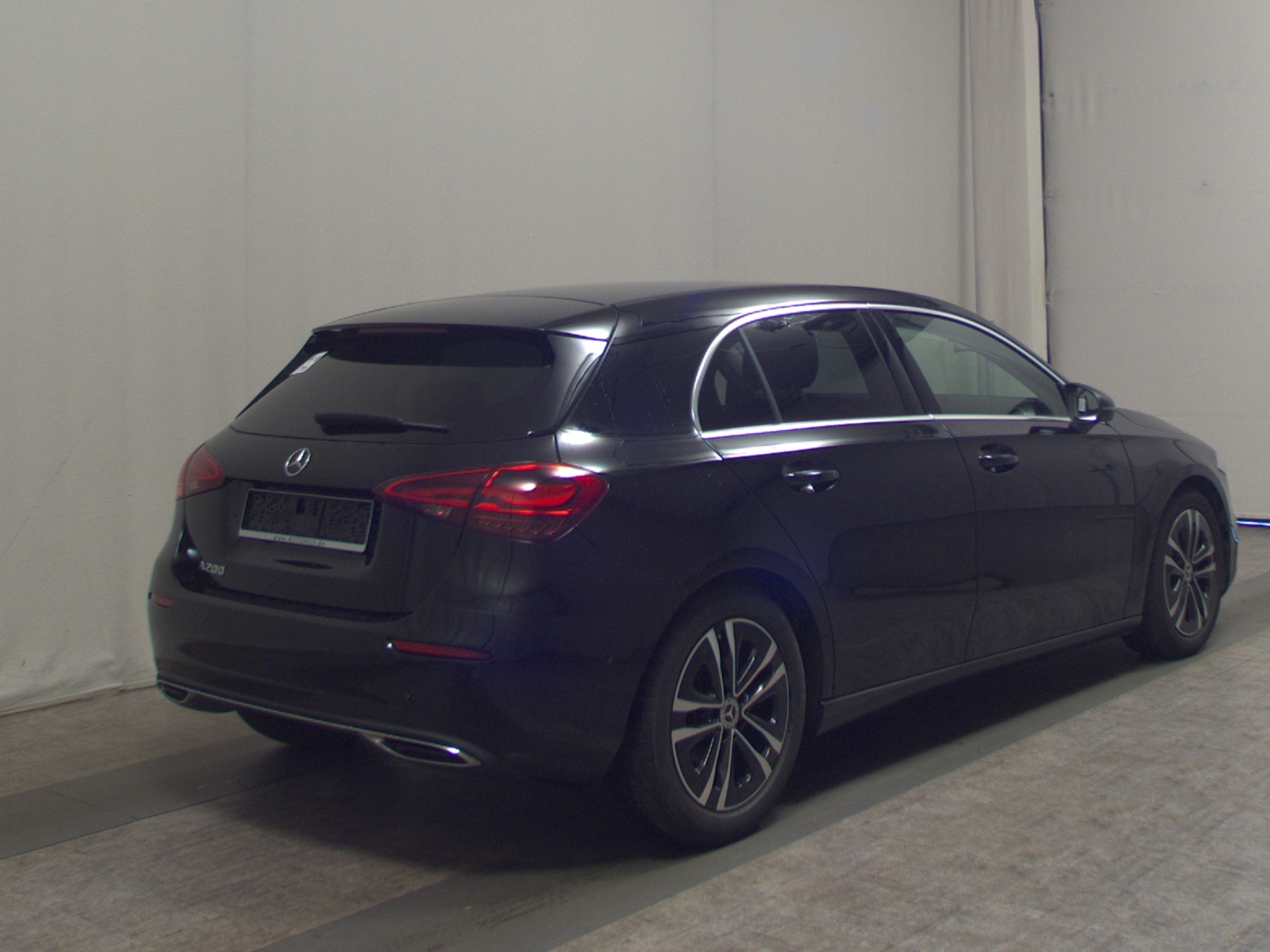 Mercedes-Benz A 200 Progressive T-Leder Navi LED RfK PDC Shz 4