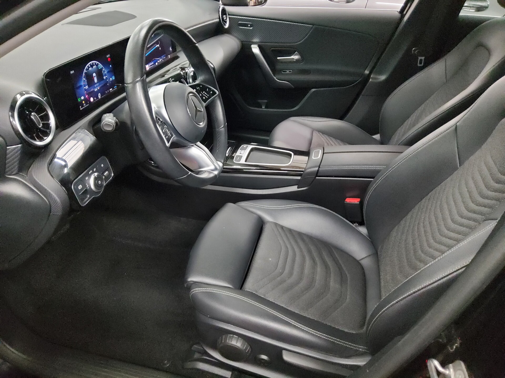 Mercedes-Benz A 200 Progressive T-Leder Navi LED RfK PDC Shz 9