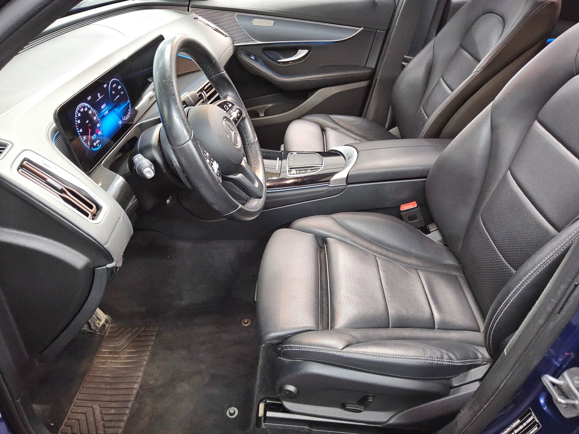 Mercedes-Benz EQC 400 4M Leder Navi Burmester GSD MB-LED AHK 9