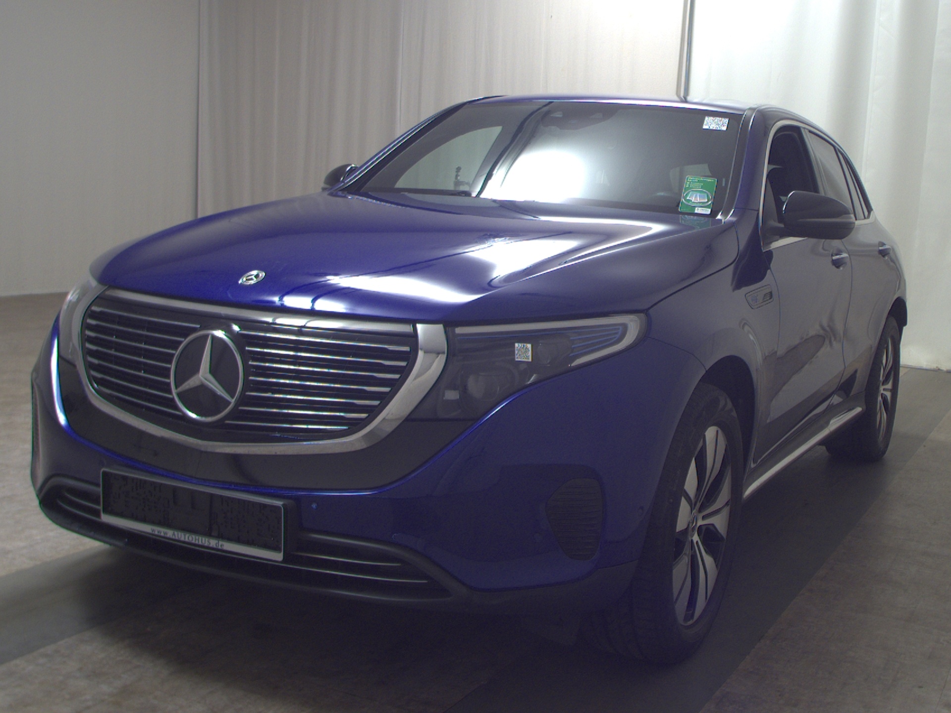 Mercedes-Benz EQC 400 4M Leder Navi Burmester GSD MB-LED AHK 2