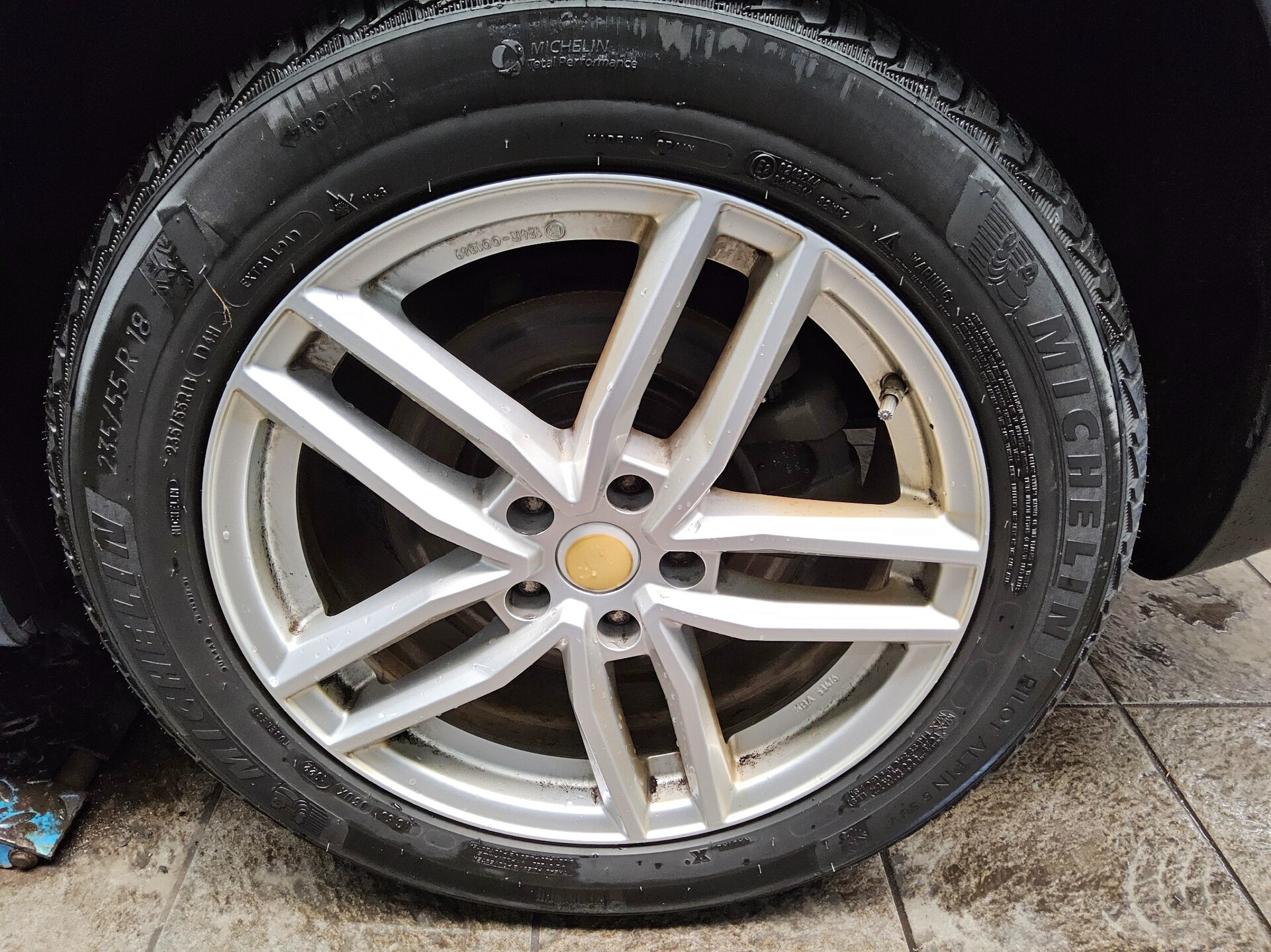 Mercedes-Benz GLB 220 d Progressive 2-Sitzer Navi LED Distr.+ 11