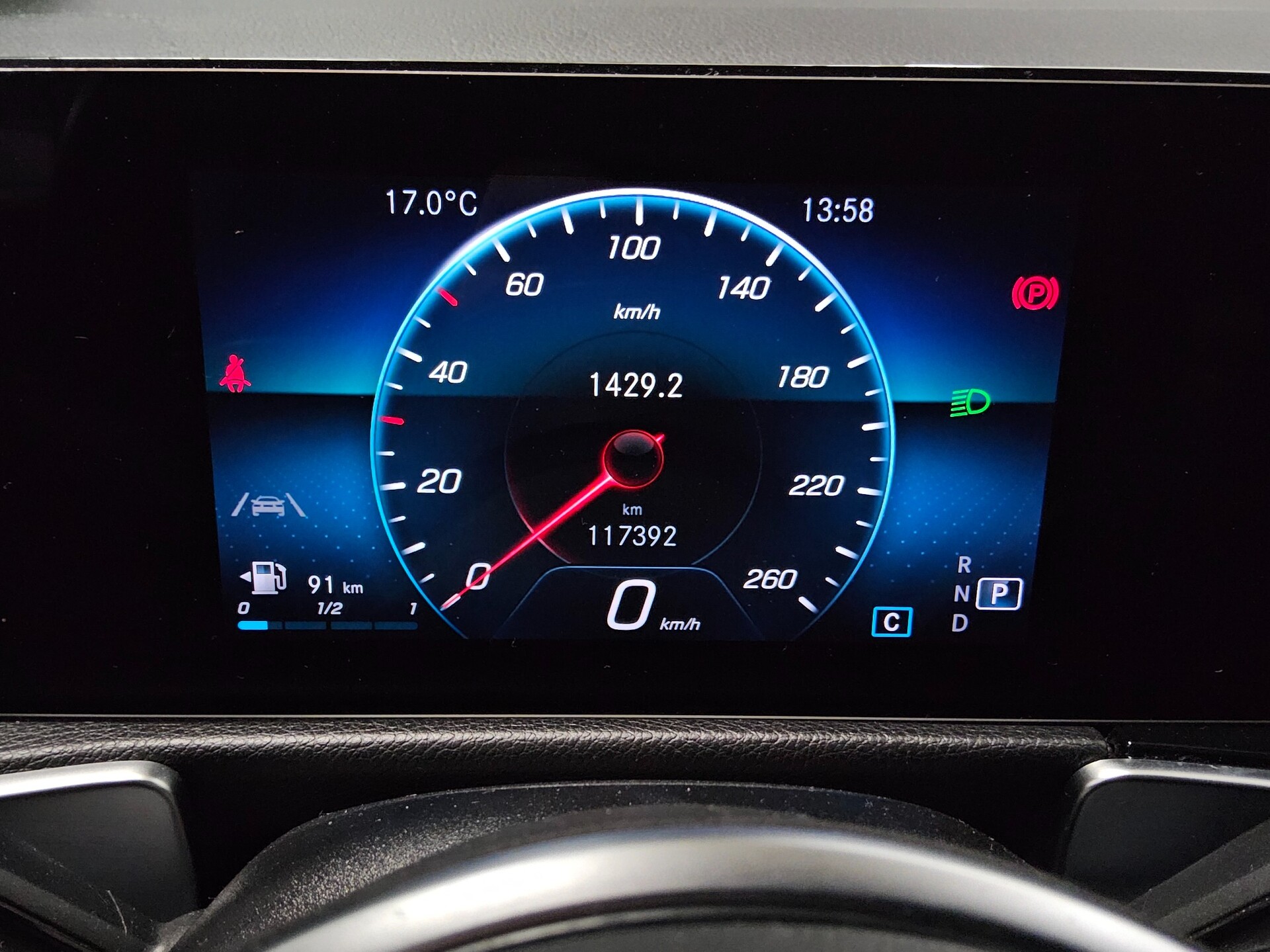 Mercedes-Benz GLB 220 d Progressive 2-Sitzer Navi LED Distr.+ 8