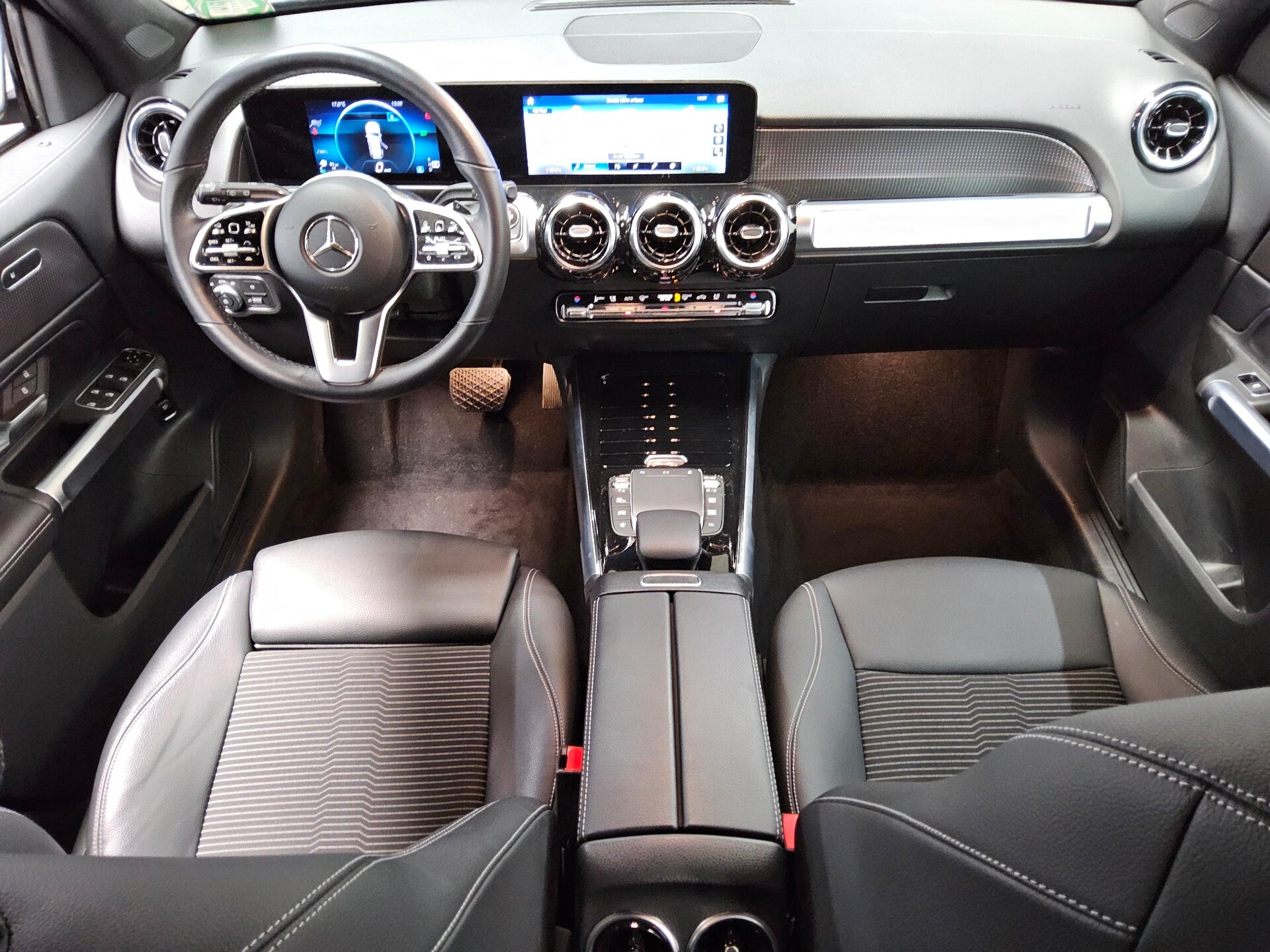 Mercedes-Benz GLB 220 d Progressive 2-Sitzer Navi LED Distr.+ 5