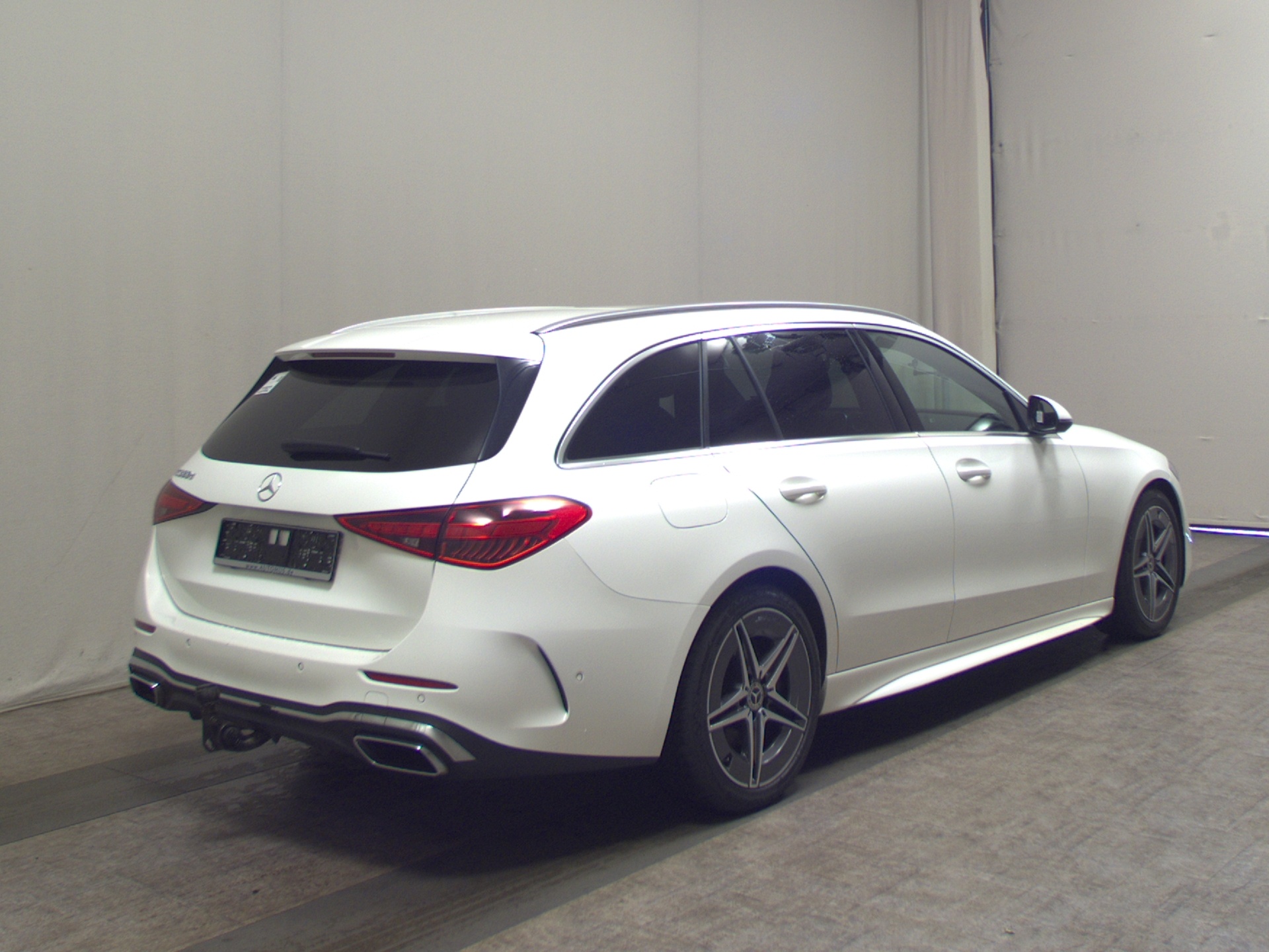 Mercedes-Benz C 300 T d AMG-Line Navi LED AHK Distronic+ 4