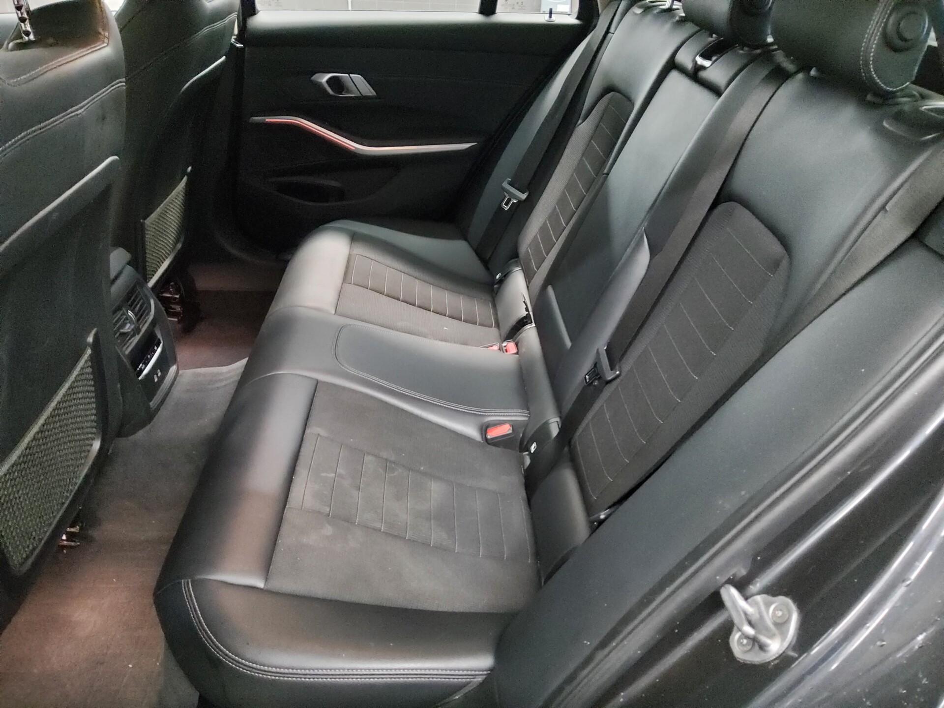 BMW 320iA Touring Sport-Line Navi LC Prof. LED 13