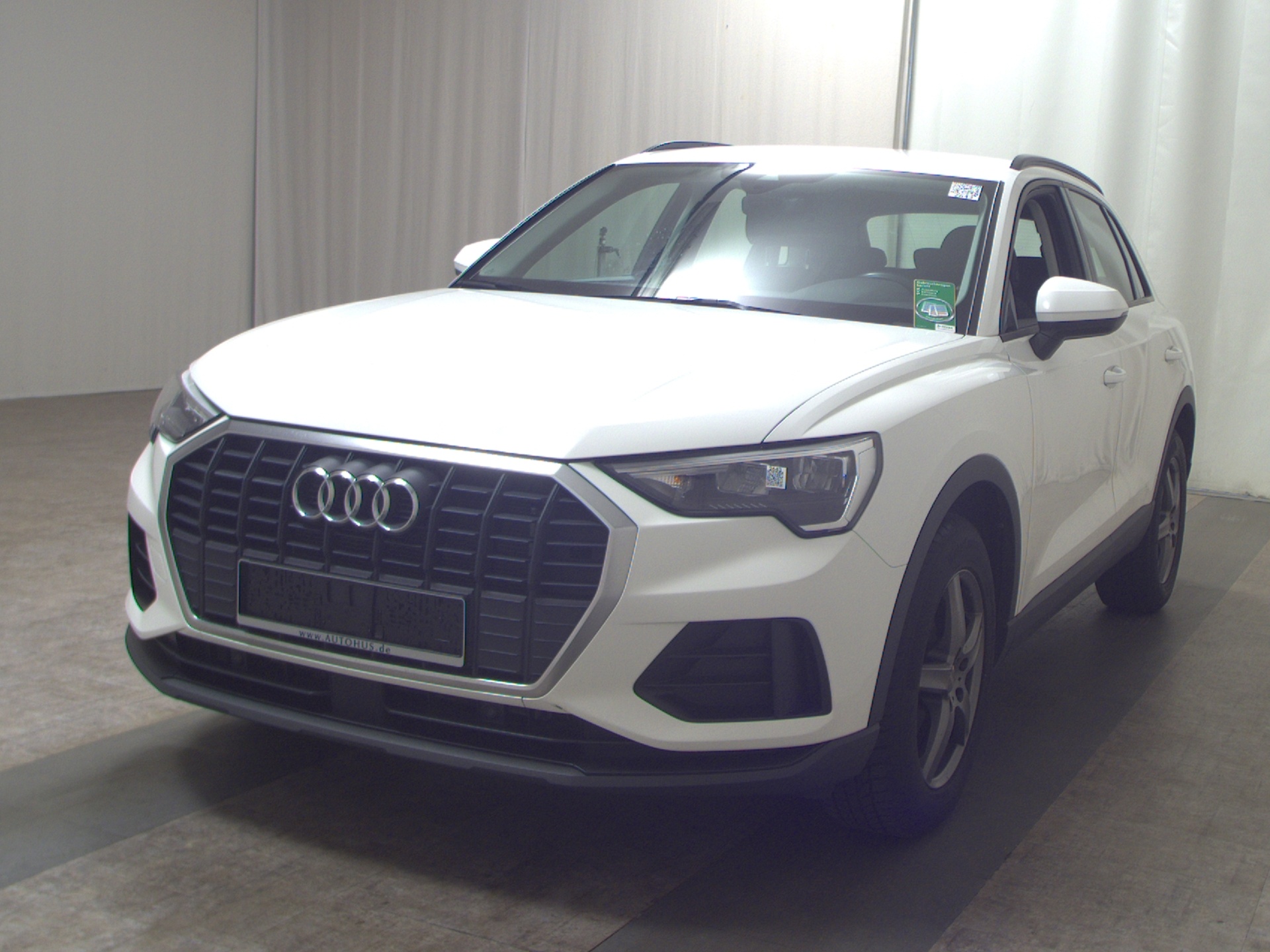 Audi Q3 35 TDI Navi virtual LED ACC PDC SHZ 2