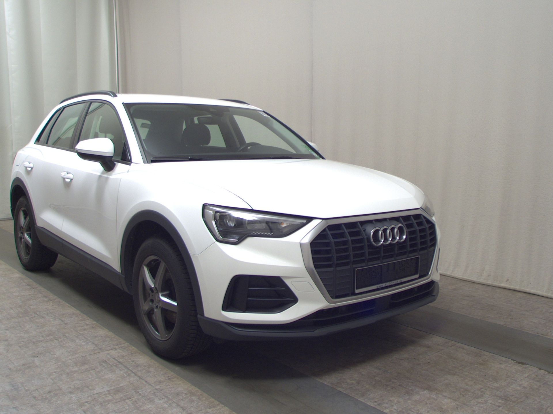 Audi Q3 35 TDI Navi virtual LED ACC PDC SHZ 3