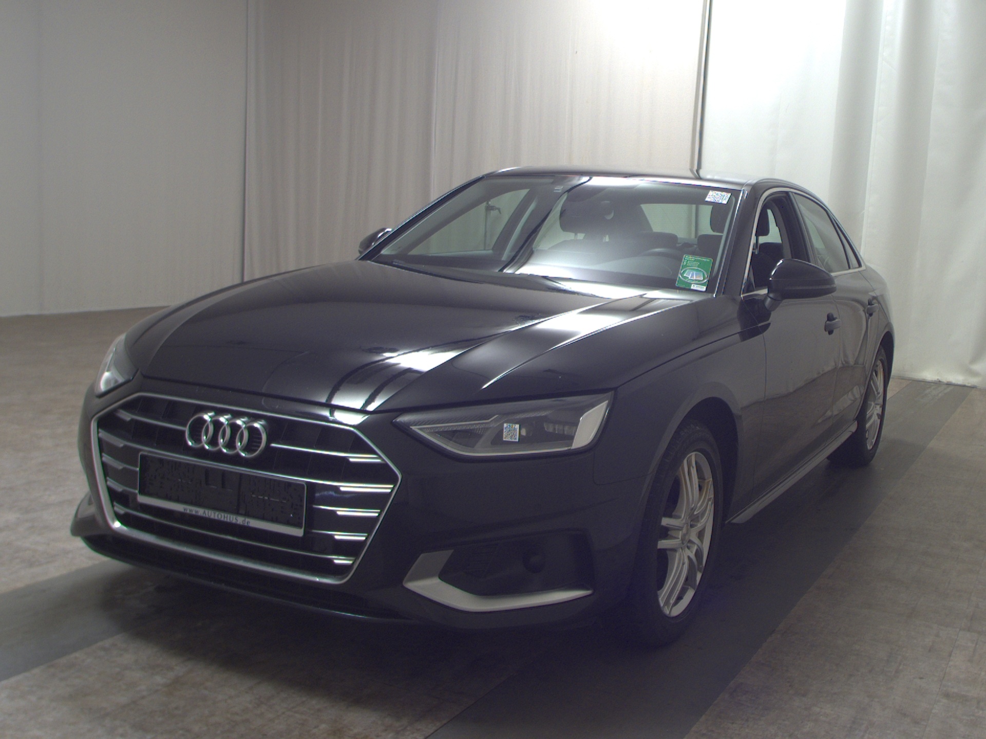 Audi A4 40 TDI advanced Navi LED Sportsitze ACC AHK 2