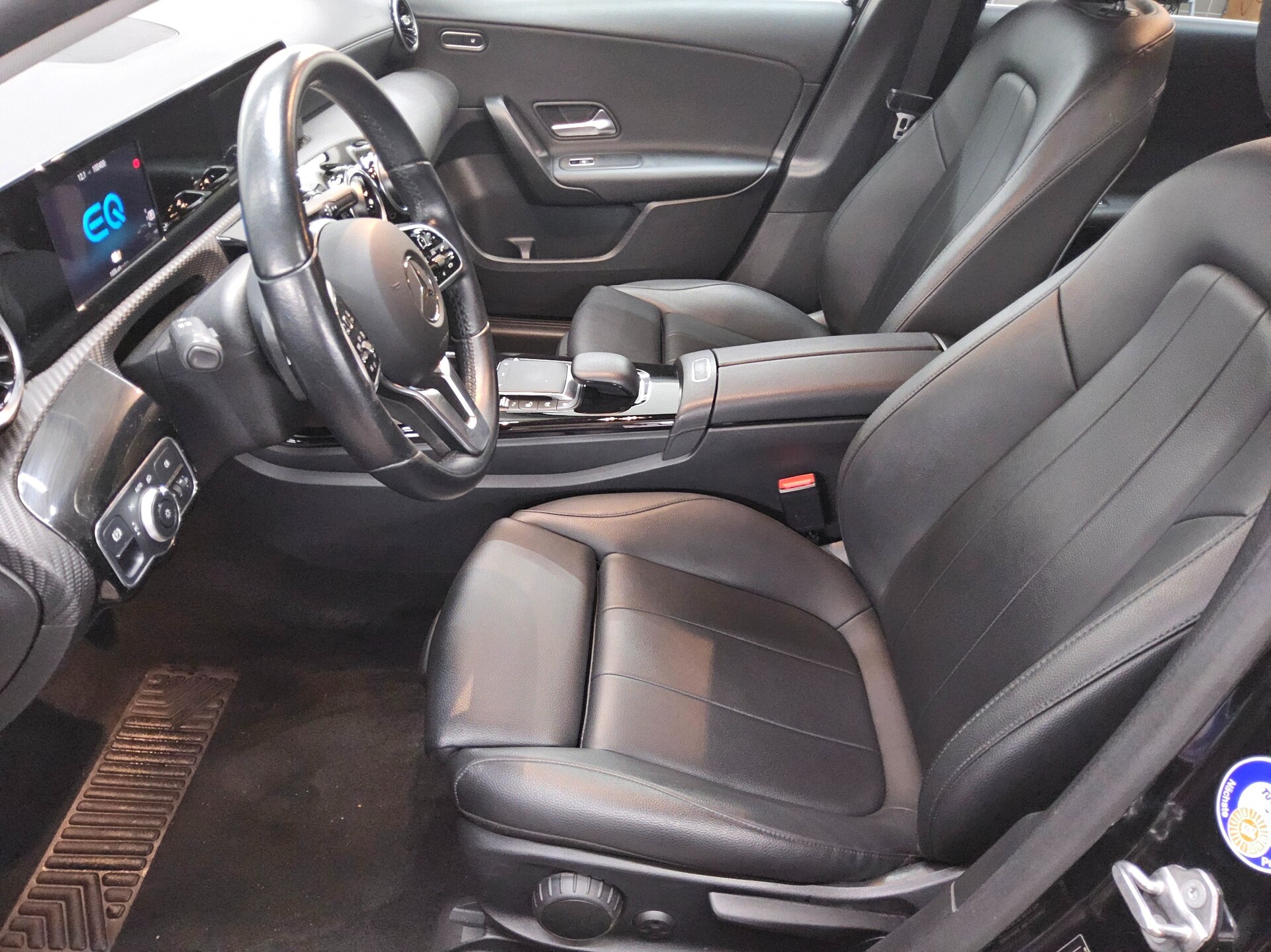 Mercedes-Benz A 250 e Leder Navi SHZ Tempomat PDC 9