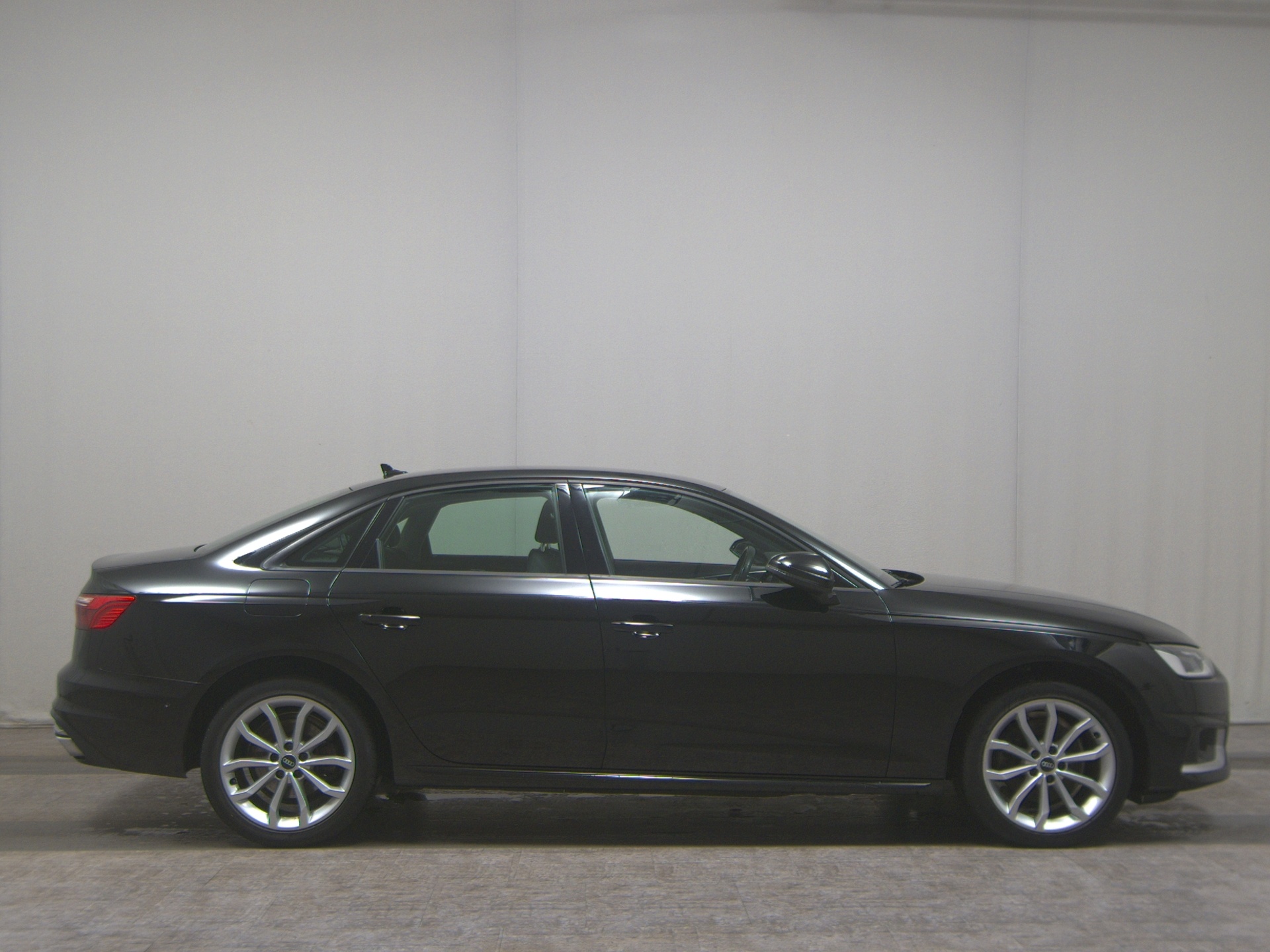 Audi A4 35 TDI advanced Navi+ LED PDC SHZ