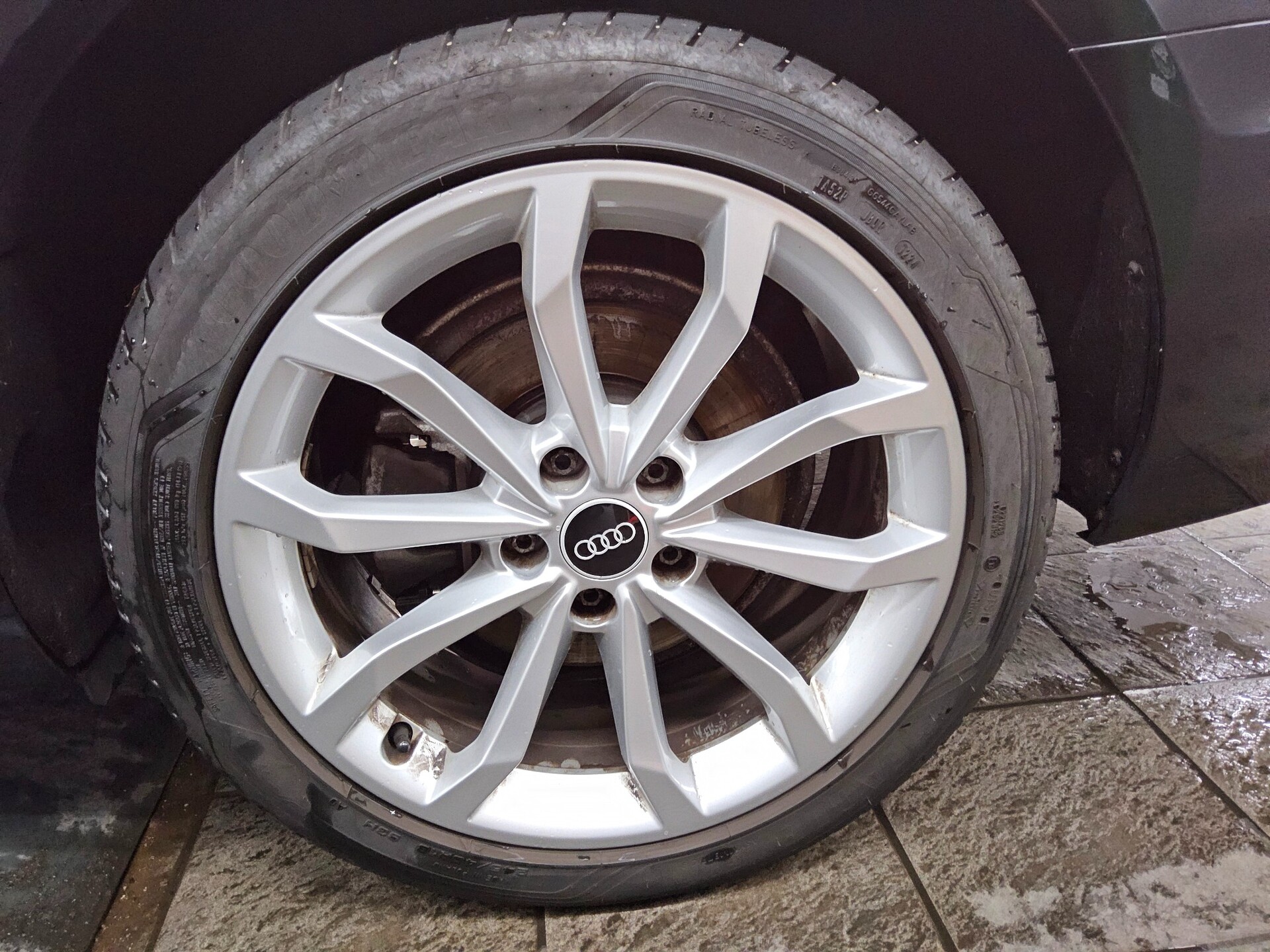 Audi A4 35 TDI advanced Navi+ LED PDC SHZ 10