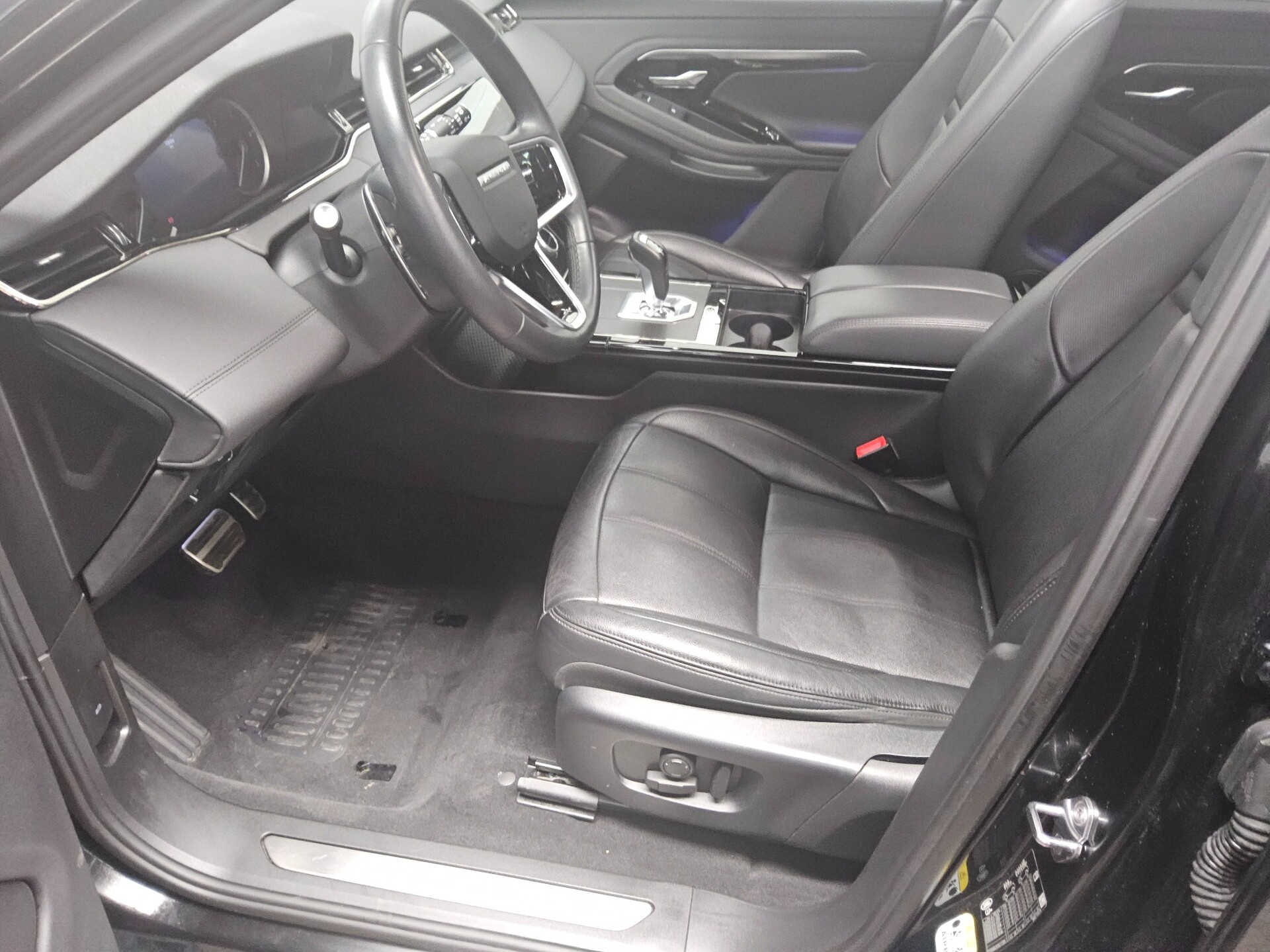 Land Rover Range Rover Evoque SE R-Dynamic Navi LED Pano 8