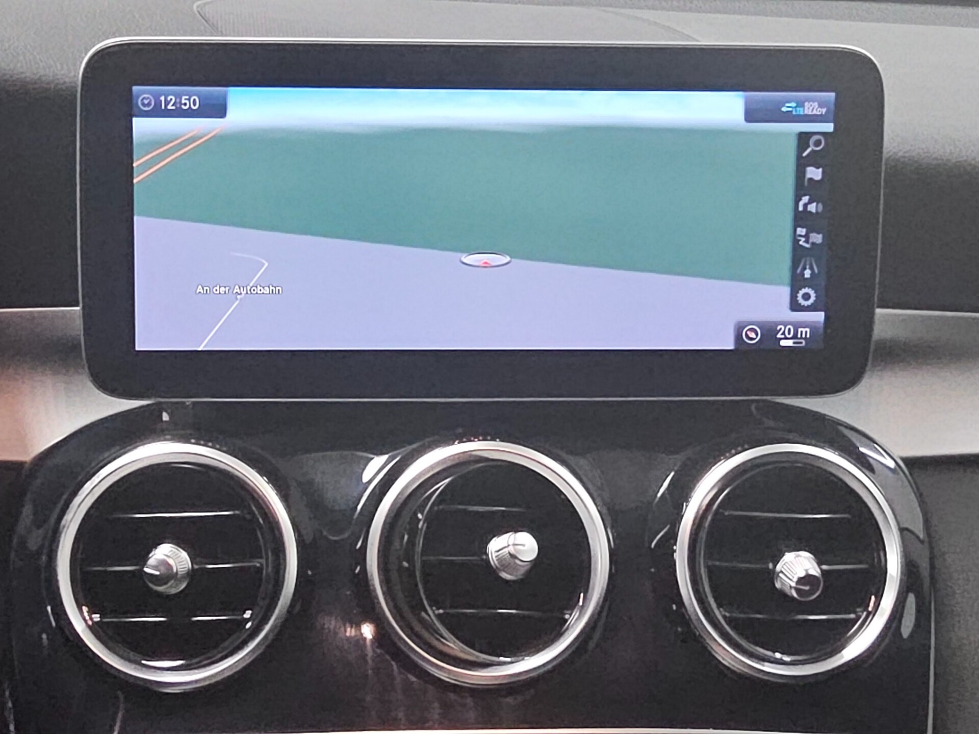 Mercedes-Benz C 200 d Navi LED RfK AHK PDC Shz Klima Tempomat 7