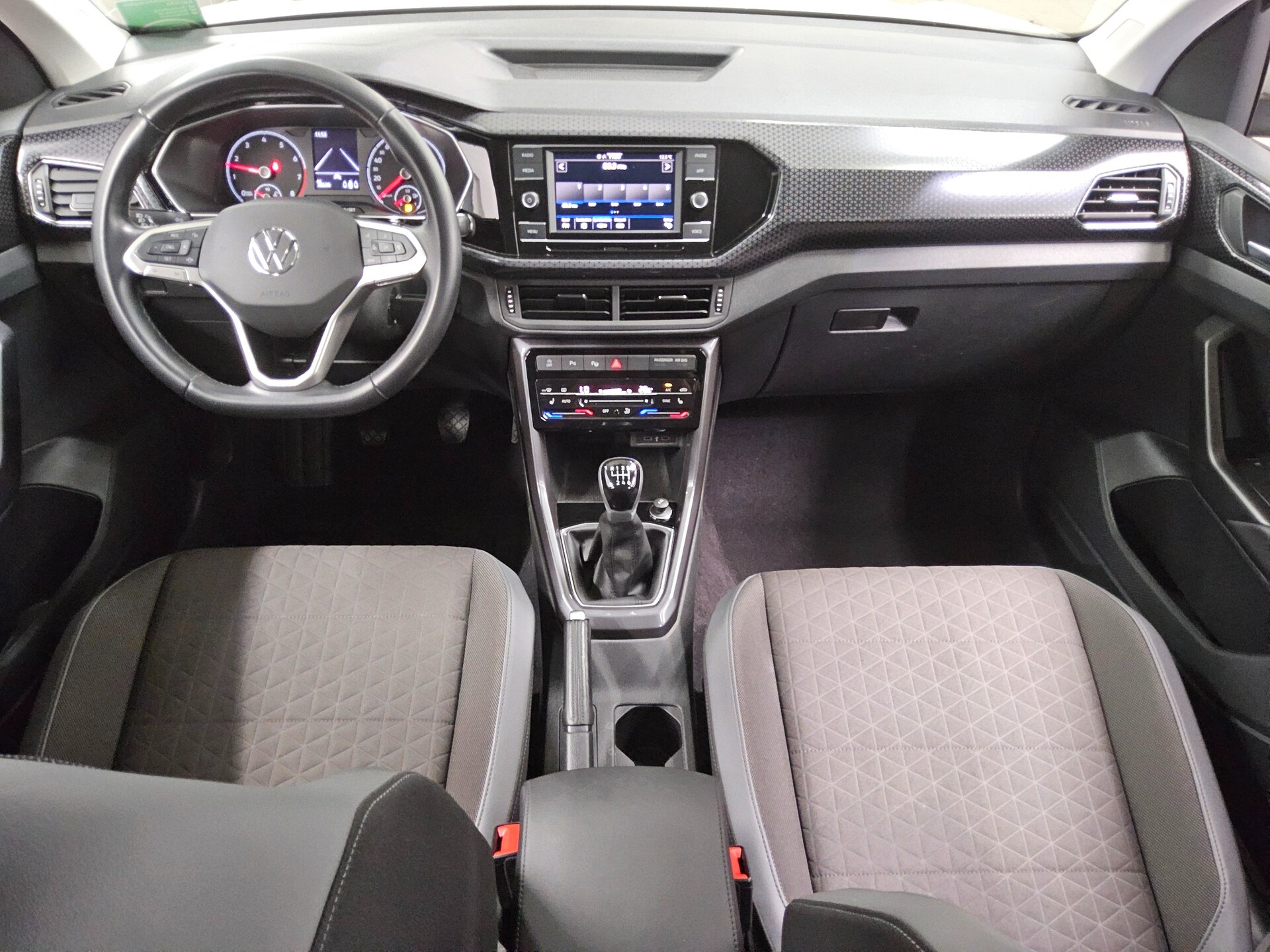 Volkswagen T-Cross 1.0 TSI Style LED PDC SHZ 5