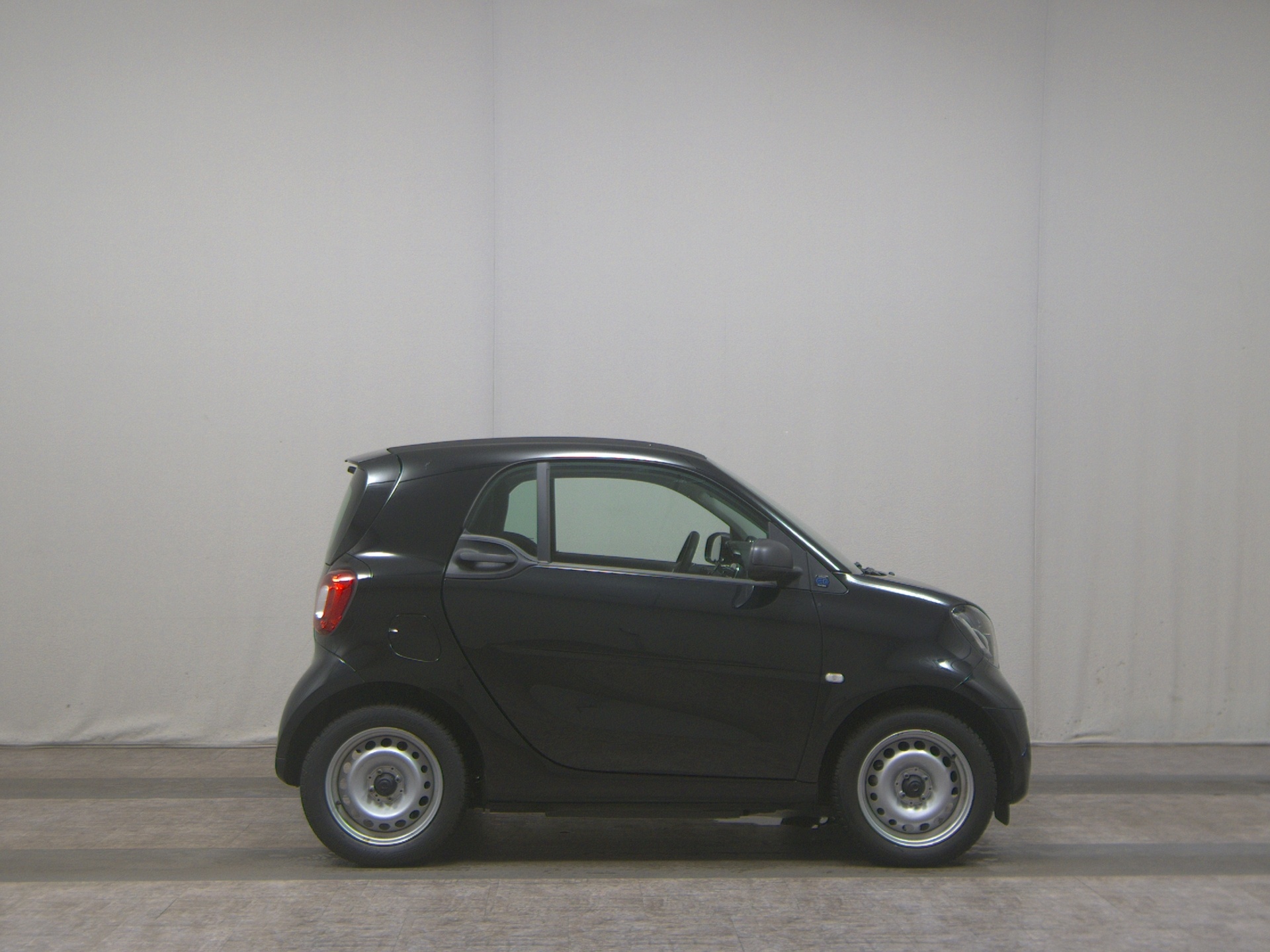 Smart ForTwo EQ HU 01/28 Klima Bluetooth Tempomat