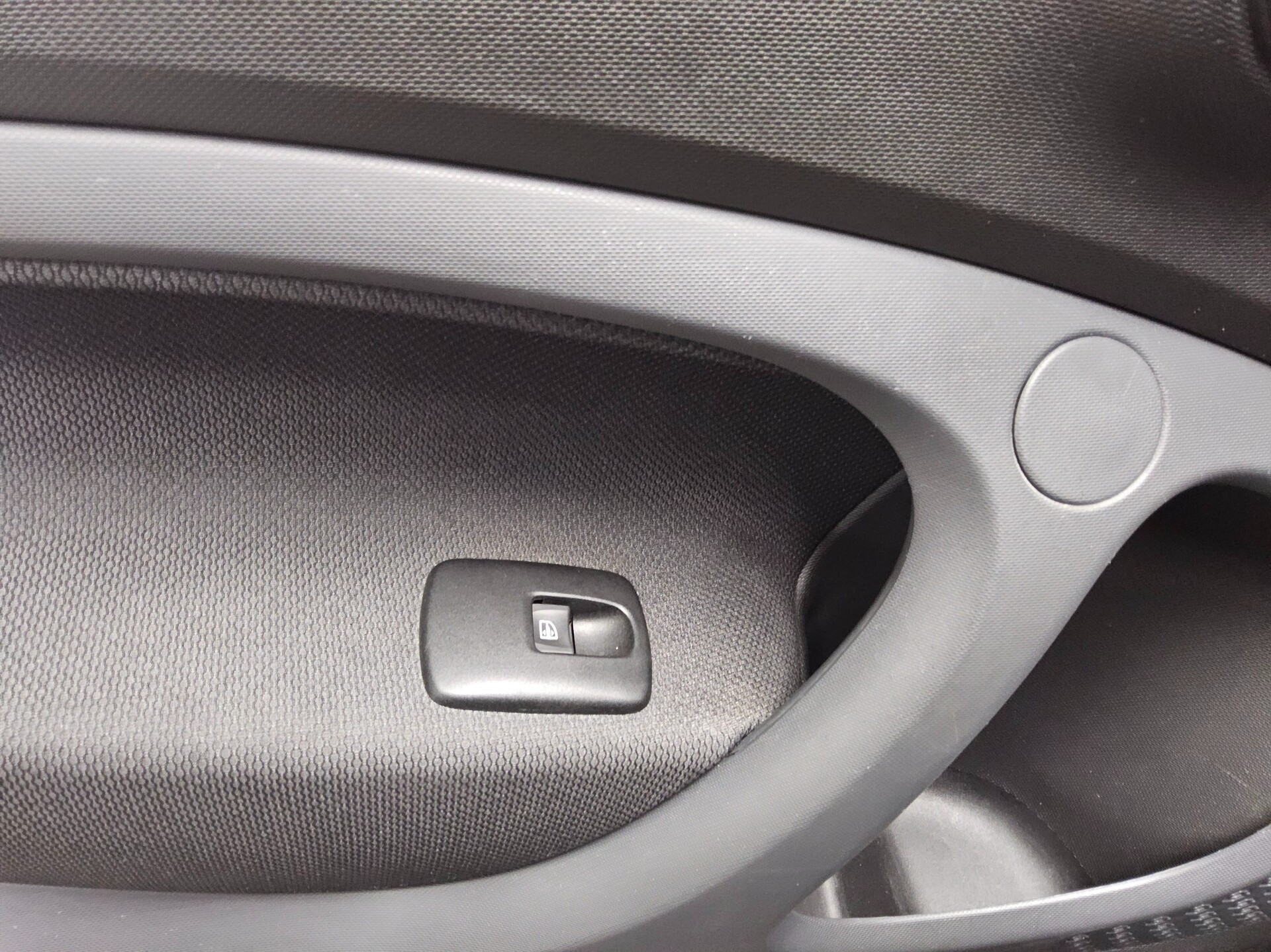 Smart ForTwo EQ HU 01/28 Klima Bluetooth Tempomat 11