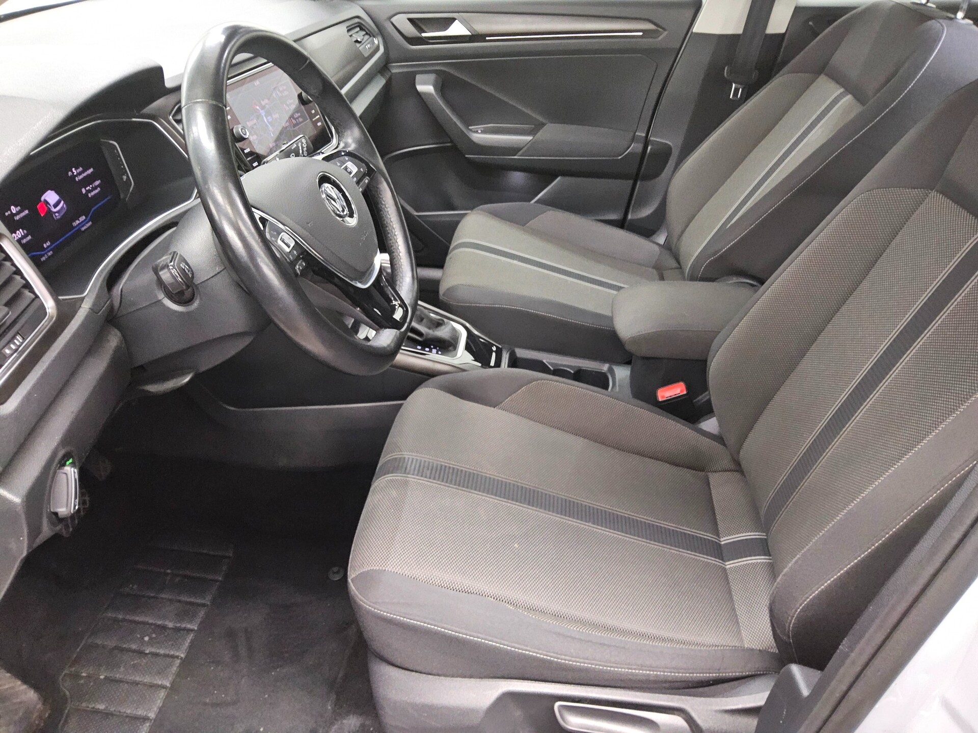 Volkswagen T-Roc 2.0 TDI Style Navi AID ACC PDC SHZ 9