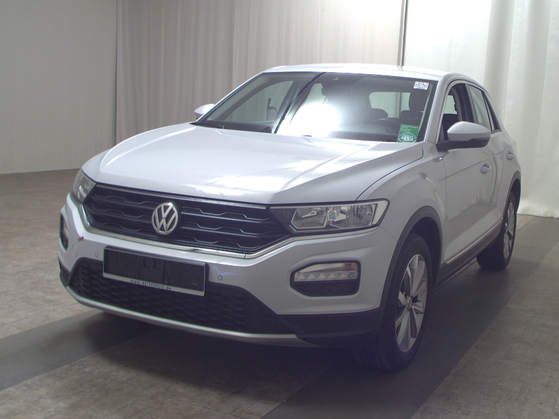 Volkswagen T-Roc 2.0 TDI Style Navi AID ACC PDC SHZ 2