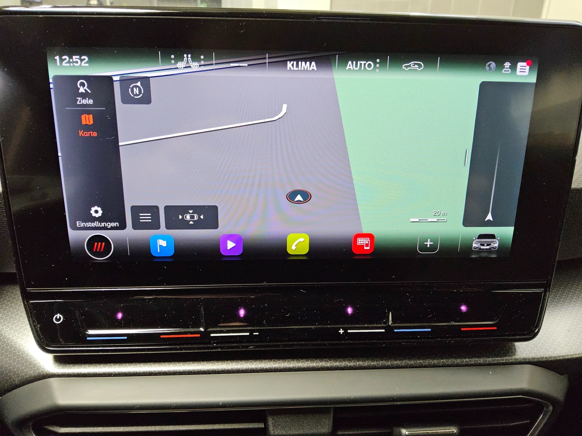 Seat Leon Sportstourer 2.0 TDI Style Navi LED vc RfK 7