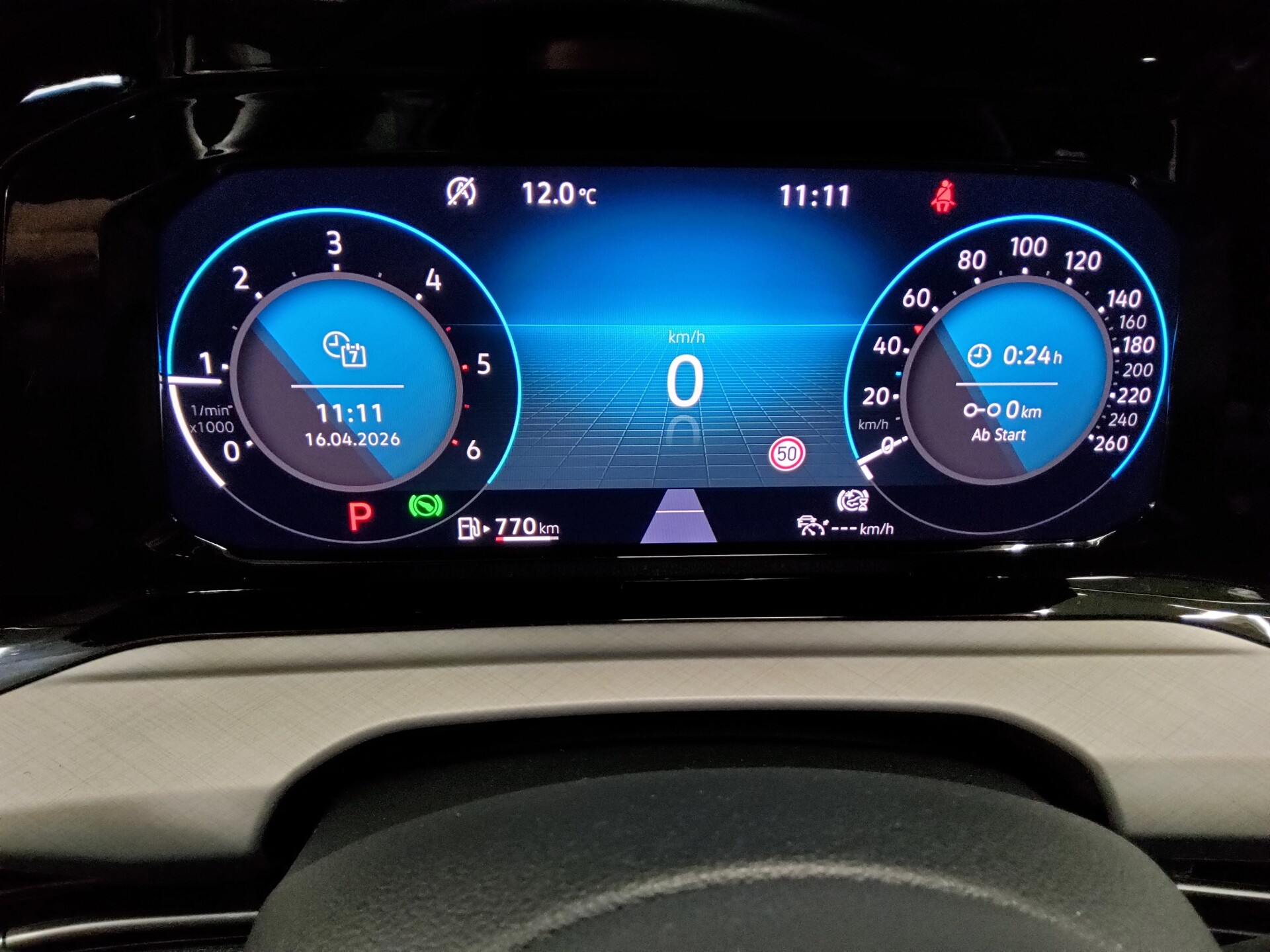 Volkswagen Golf-8 Var. 2.0 TDI Life Navi LED DC ACC SHZ 8