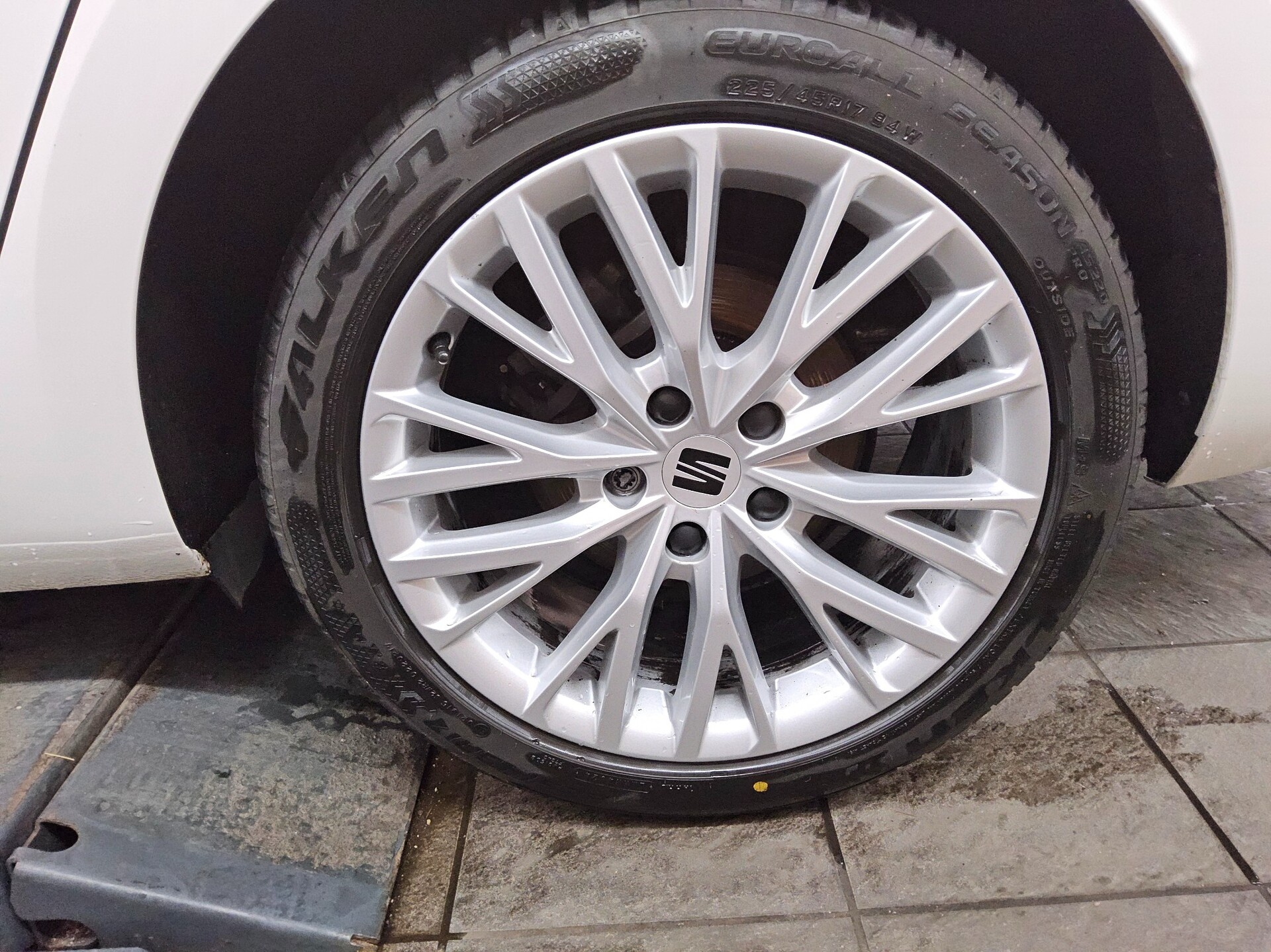 Seat Leon Sportstourer 2.0 TDI Xcellence Navi LED vc 11