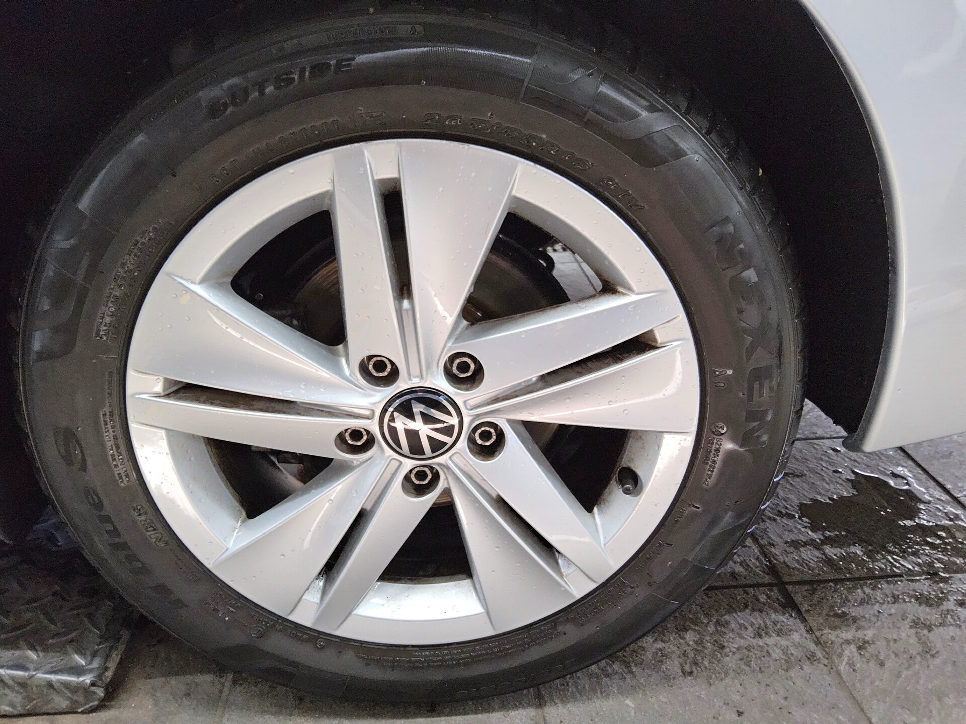 Volkswagen Golf-8 Var. 2.0 TDI Life Navi LED DC ACC PDC Shz 11