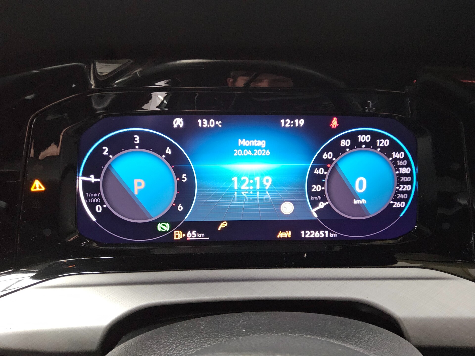 Volkswagen Golf-8 Var. 2.0 TDI Life Navi LED AID AHK ACC 8