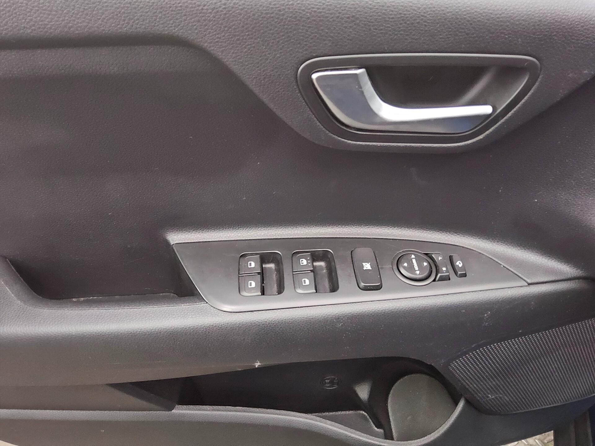 Kia Stonic 1.2 Vision Navi RfK PDC Shz DAB Tempomat 9