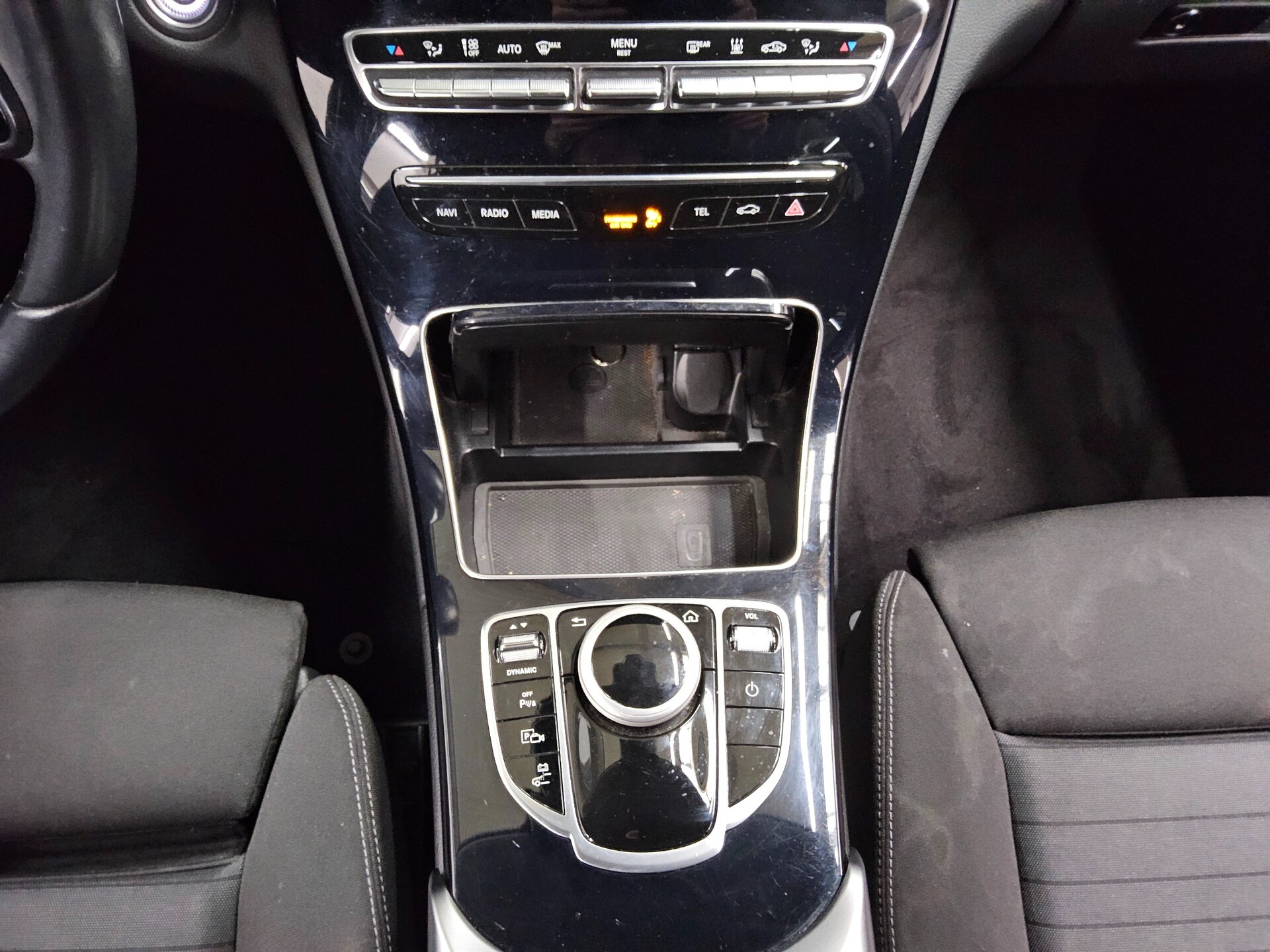 Mercedes-Benz C 300 T de Navi LED Widescreen Kamera SHZ 6