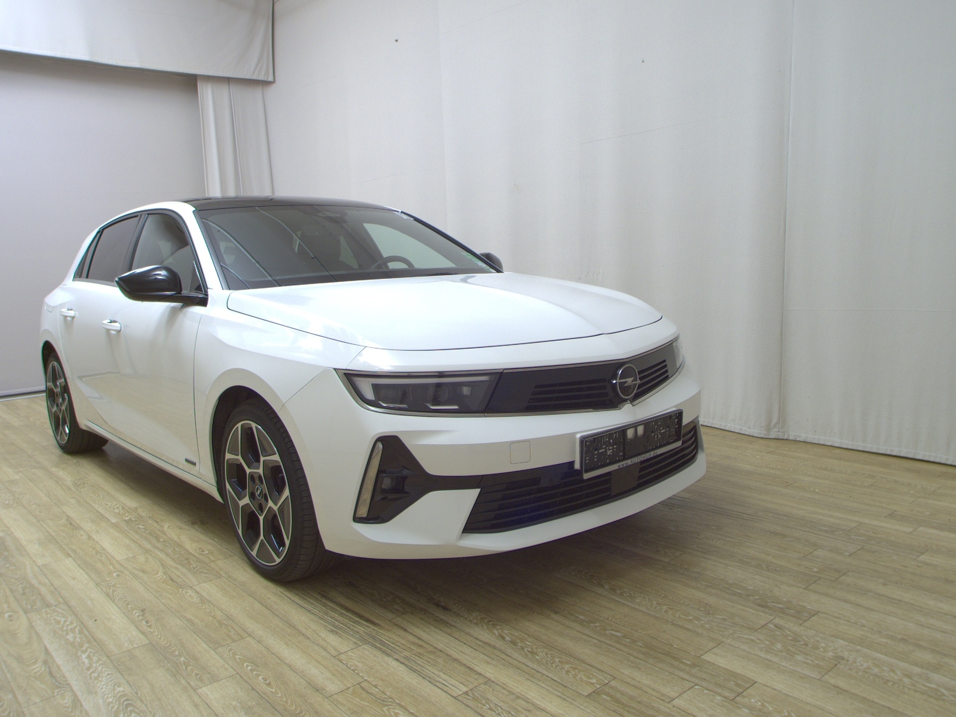 Opel Astra 1.5 D Ultimate Navi LED Pano T-Leder 360° 3