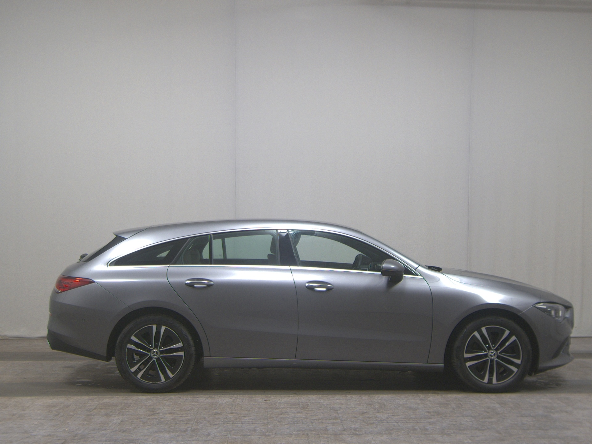 Mercedes-Benz CLA 200 SB d Progressive Navi MB-LED AHK Sound