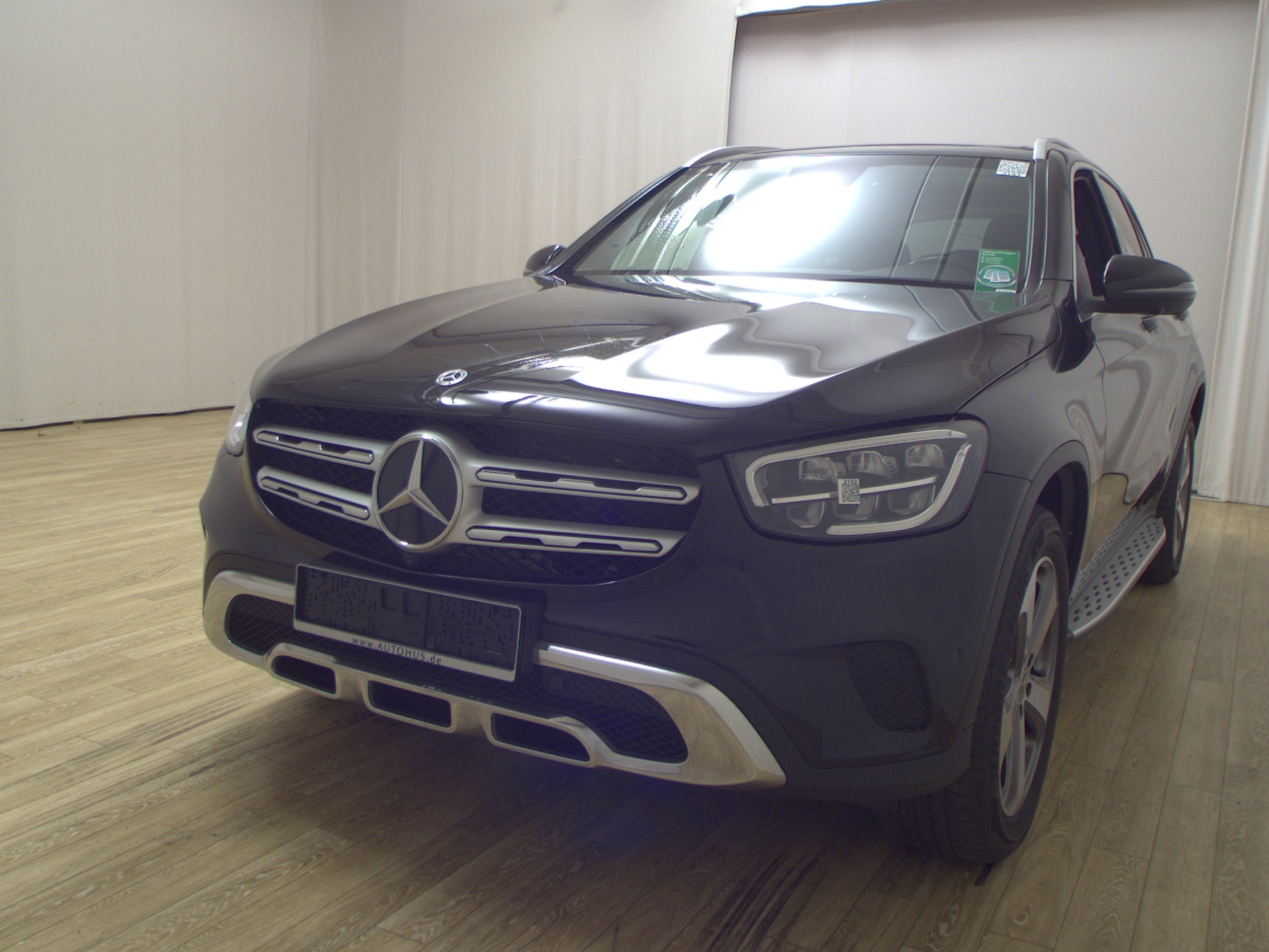 Mercedes-Benz GLC 220 d 4M Navi Widescreen Pano LED AHK 360° 2