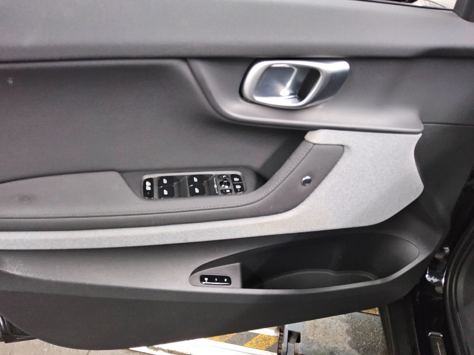 Polestar 2 Long Range Dual Navi LED ACC PDC Shz 9