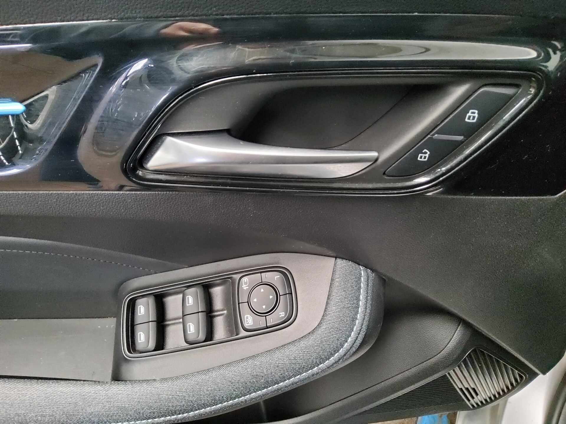 MG MG5 Comfort Navi LED Leder PDC 10